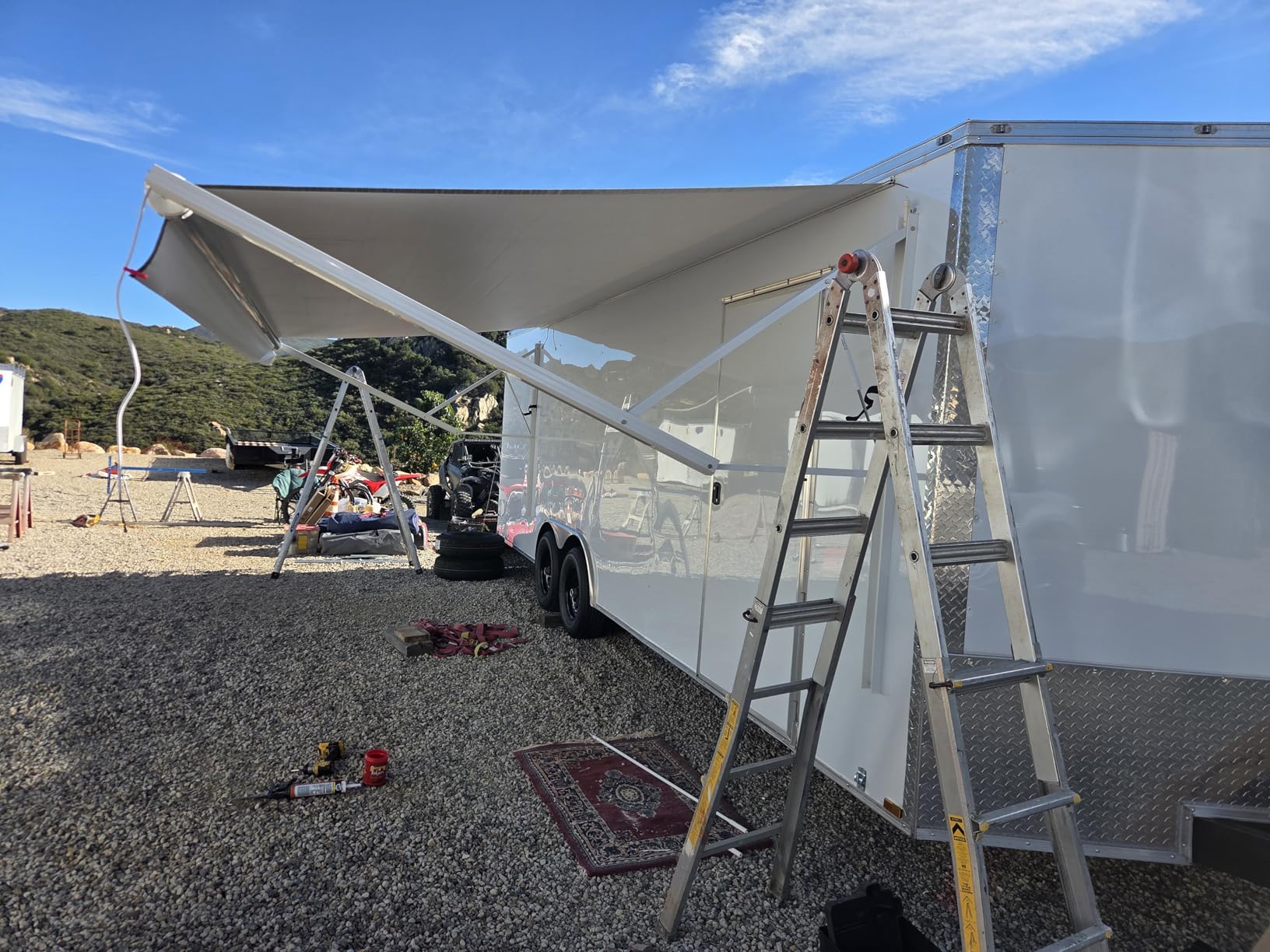 YESCAMP Motorized RV Awning Complete Kit Retractable Electric Camper Awning for RV,Trailers,5th Wheel,Toy Haulers,Motohome RV Trailer Awning for Camper or Home(20Ft,Black Frame,Black Fade) customer photo 1