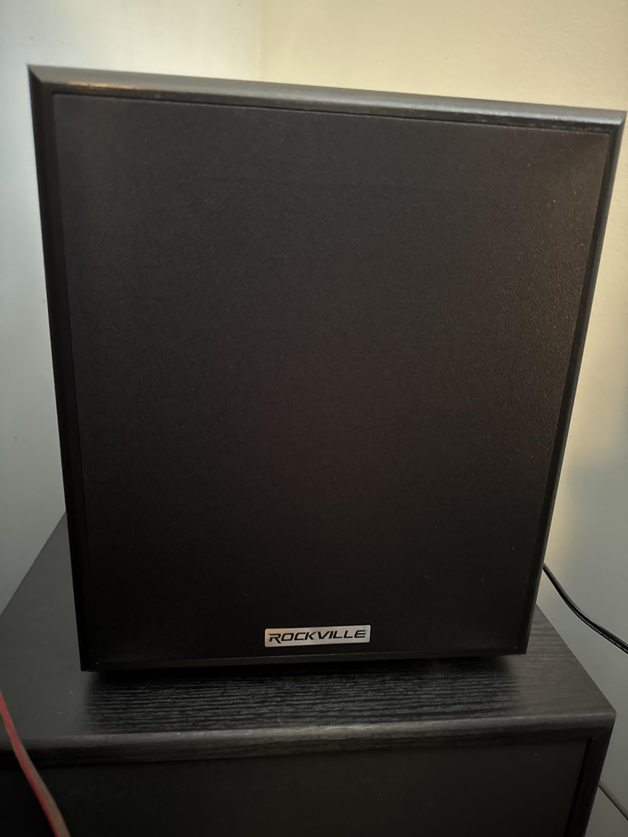 Rockville Rock Shaker 6.5 Black 200W Peak/100W RMS Powered Home Theater Subwoofer, Class-D, Adjustable Crossover, 20Hz-200Hz, Compact Design customer photo 1