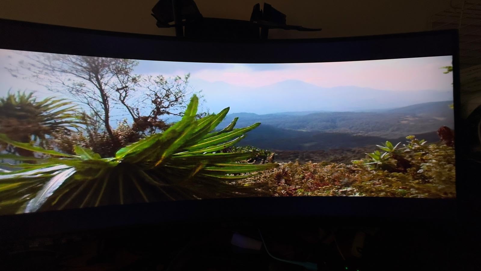 Sceptre 34-Inch Curved Ultrawide WQHD Monitor (3440 × 1440), R1500, up to 180Hz/165Hz, DisplayPort x2, 99% sRGB, 1ms, Built-in Speakers, Machine Black, 2025 (C345B-QUT168) customer photo 2