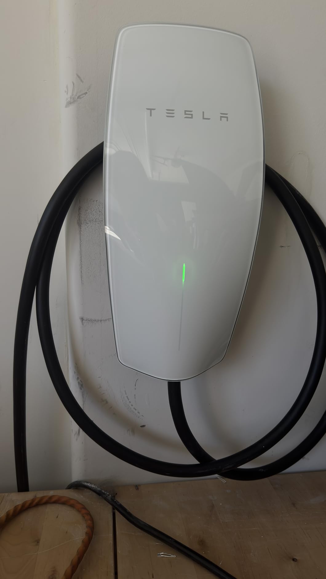 Tesla Wall Connector - Electric Vehicle (EV) Charger - Level 2 - up to 48A with 24' Cable customer photo 1