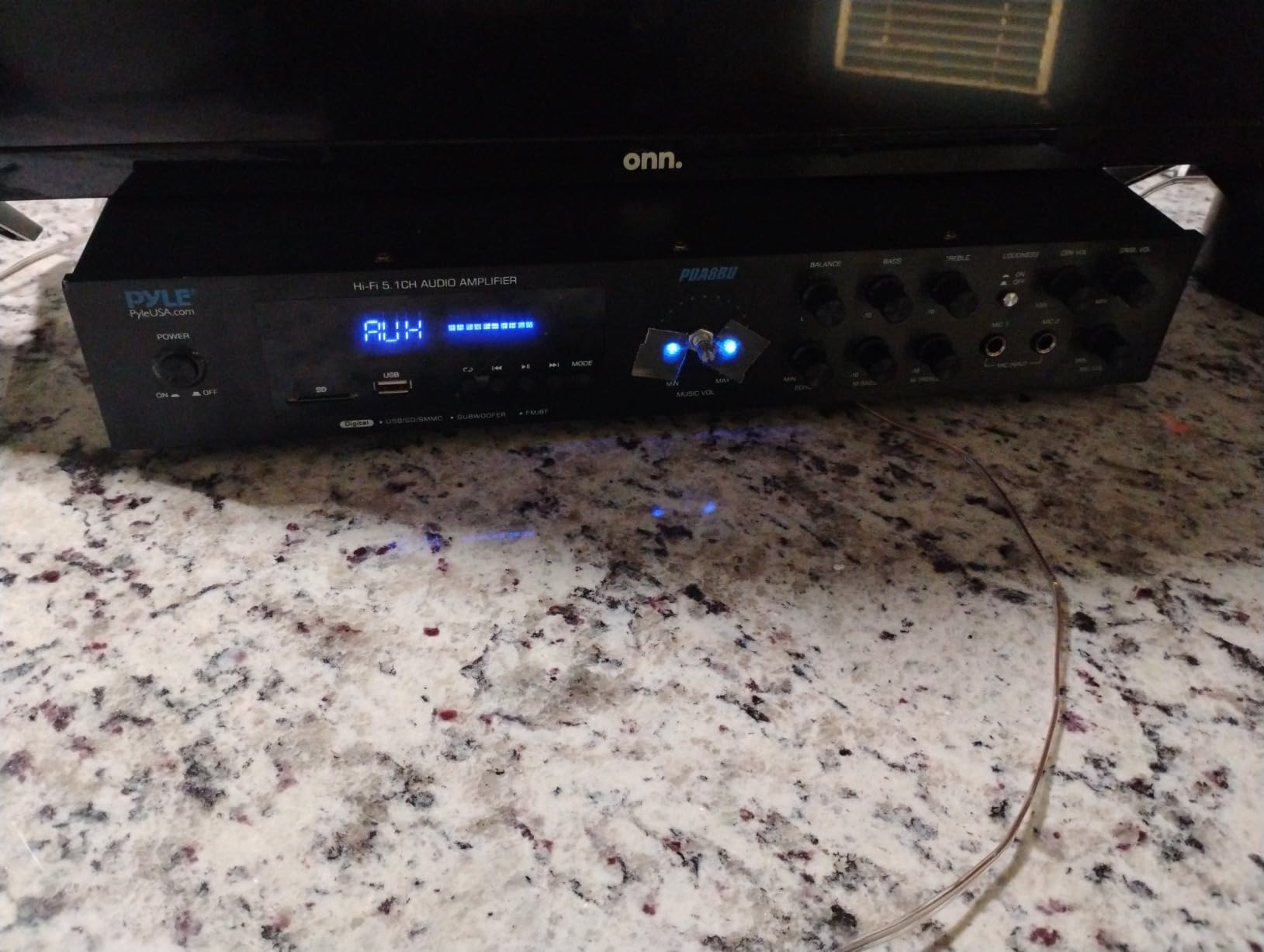 Pyle Bluetooth 5.1 Channel Home Entertainment Amplifier - Subwoofer Out - Easy Karaoke with Dual Mic Inputs w/ Echo, USB-A / SD Reader with MP3 Player, RCA In and Line out - PDA8BU customer photo 2