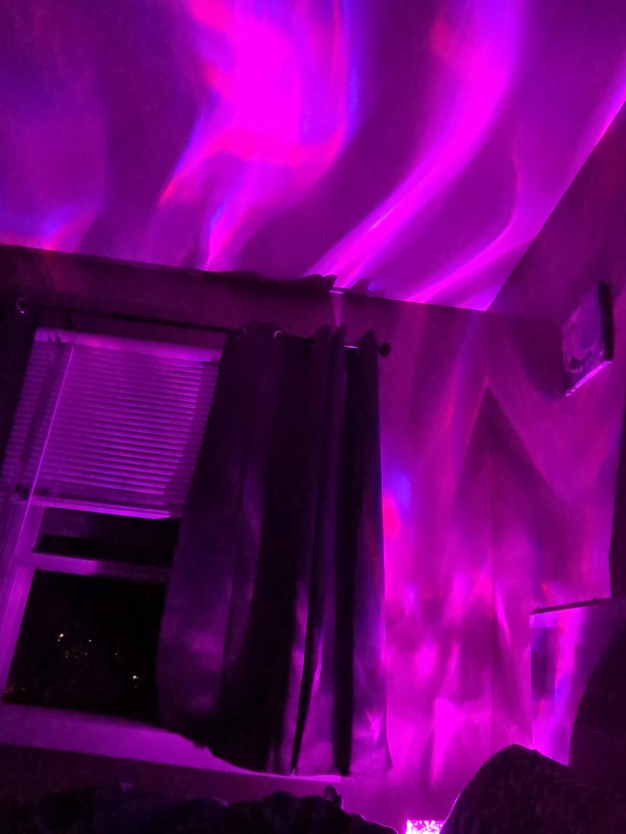 Galaxy Projector for Bedroom Star Projector for Bedroom,15-Color 15 White Noise Sound Machine for Sleep Galaxy Light Projector for Bedroom,Bluetooth Ceiling Star Lights for Bedroom,Teen Girl Gifts Boy customer photo 1
