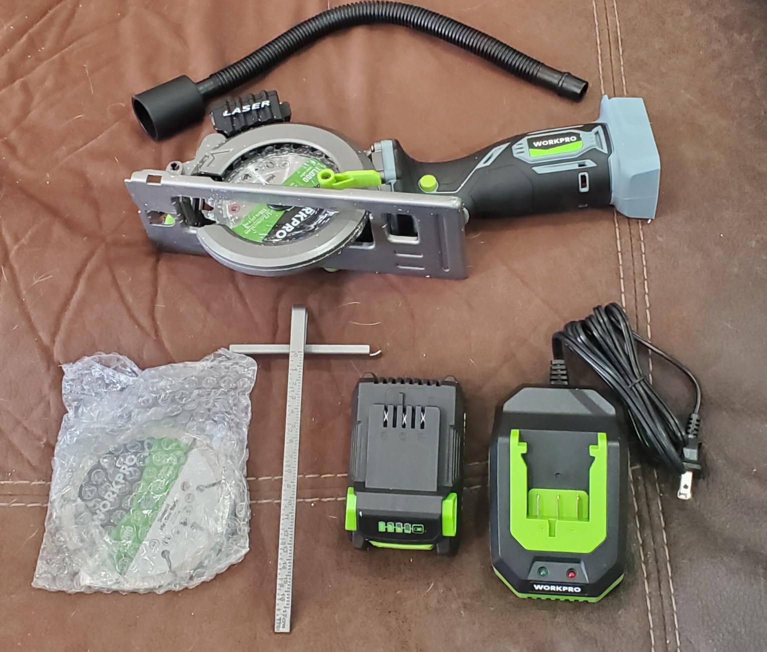WORKPRO 20V 4-1/2