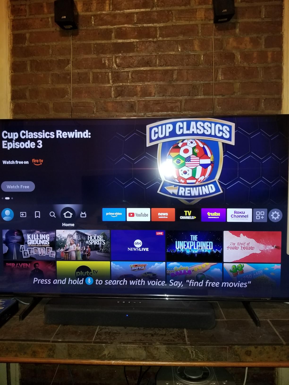 Amazon Fire TV Soundbar, 2.0 speaker with DTS Virtual:X and Dolby Audio, Bluetooth connectivity customer photo 2