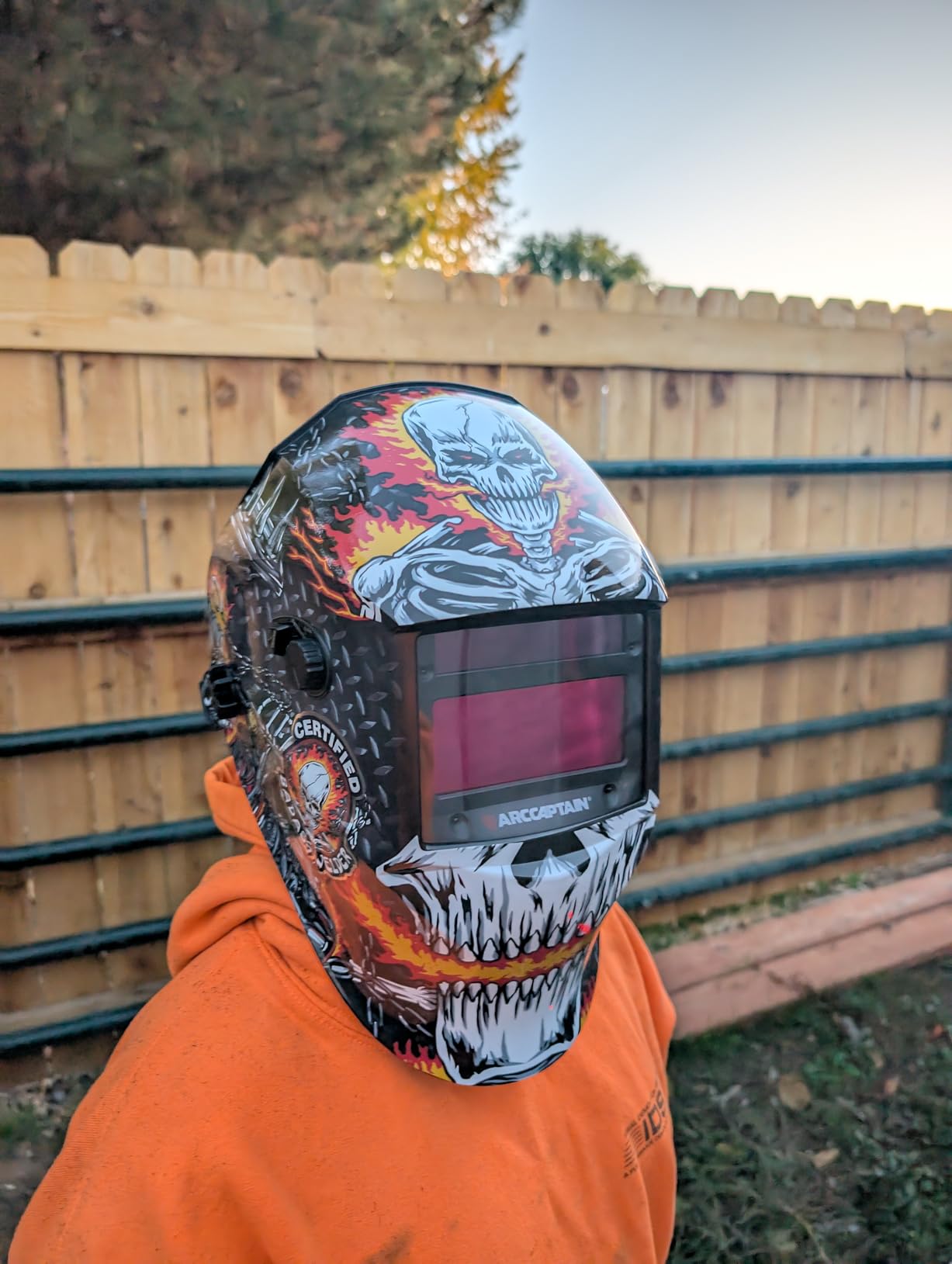 ARCCAPTAIN Welding Helmet Auto Darkening, 1/25000s Response, Shade 4/9-13 | 1/1/1/1 True Color Welding Hood with 4 Arc Sensors, Solar Powered, 3.86