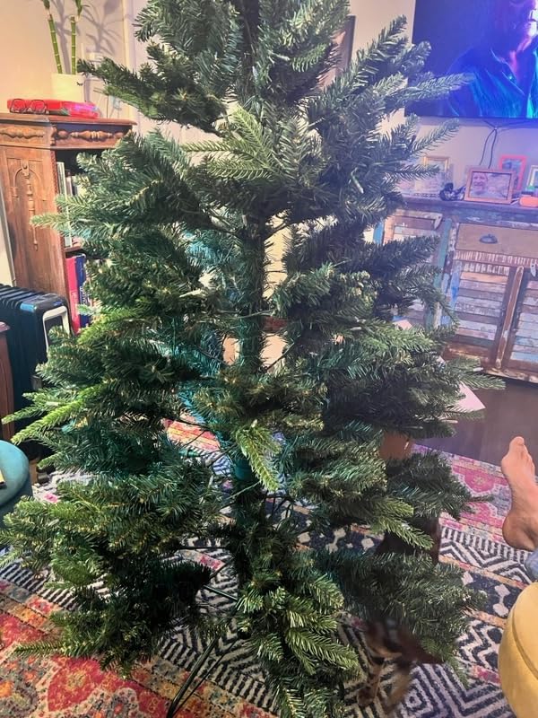 Naomi Home 9ft Slim Christmas Tree with Lights Realistic Skinny Pencil Christmas Tree Prelit with 1455 Branch Tips 500 Warm Lights and Metal Stand customer photo 2