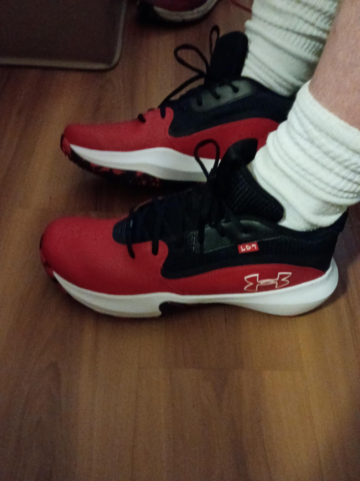 Under Armour Unisex-Adult Lockdown 7 Basketball Shoe customer photo 1