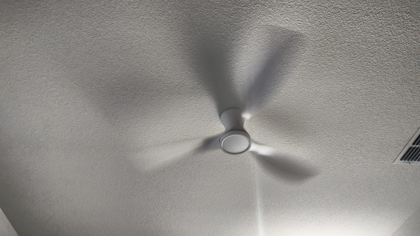 TALOYA 52 inch Ceiling Fans with Lights and Remote Control White | Modern Low Profile,Flush Mount ,Quiet Reversible DC Motor,3 Blades, for Bedroom Patio Indoor Covered Outdoor Use customer photo 2