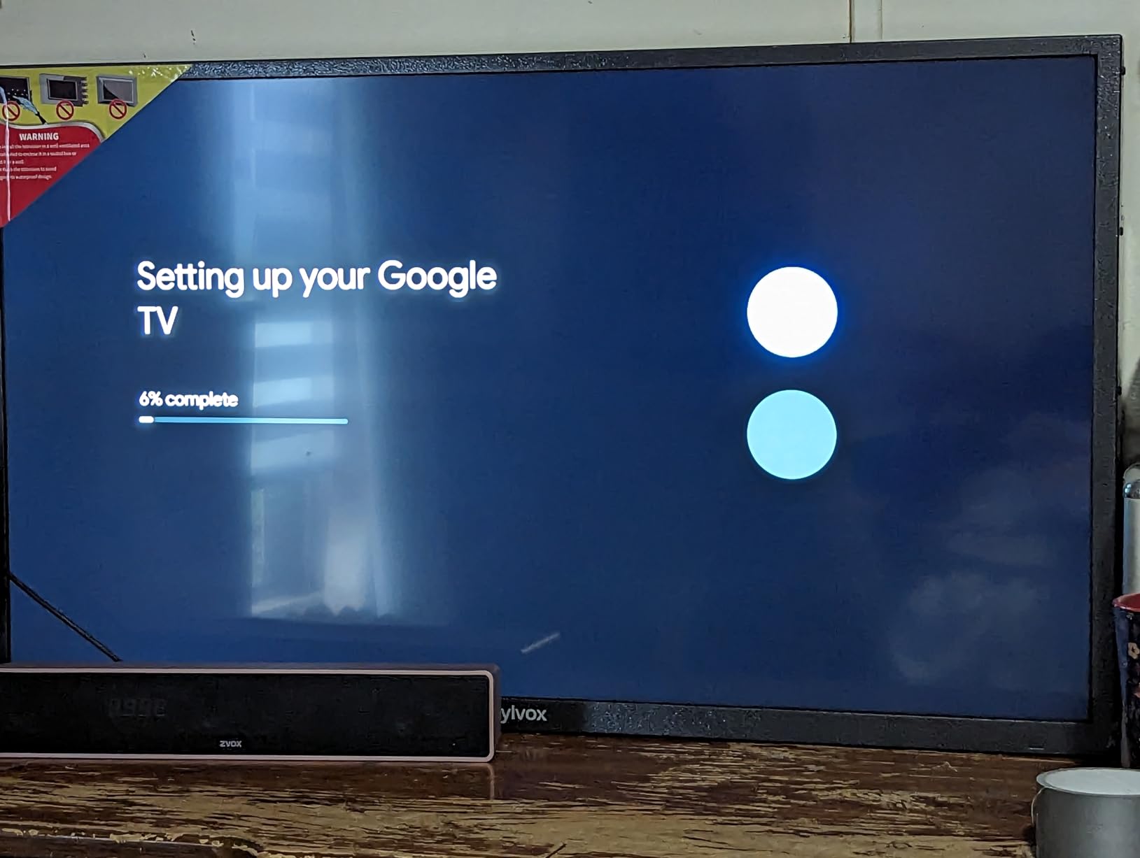 SYLVOX Smart Outdoor TV, 43 inch Outdoor Television Upgraded Google TV, 4K Weatherproof Outside TV, IP56 Waterproof, Google Assistant, Chromecast, 1000 nit Brightness for Partial Sun (Deck Pro 3.0) customer photo 2