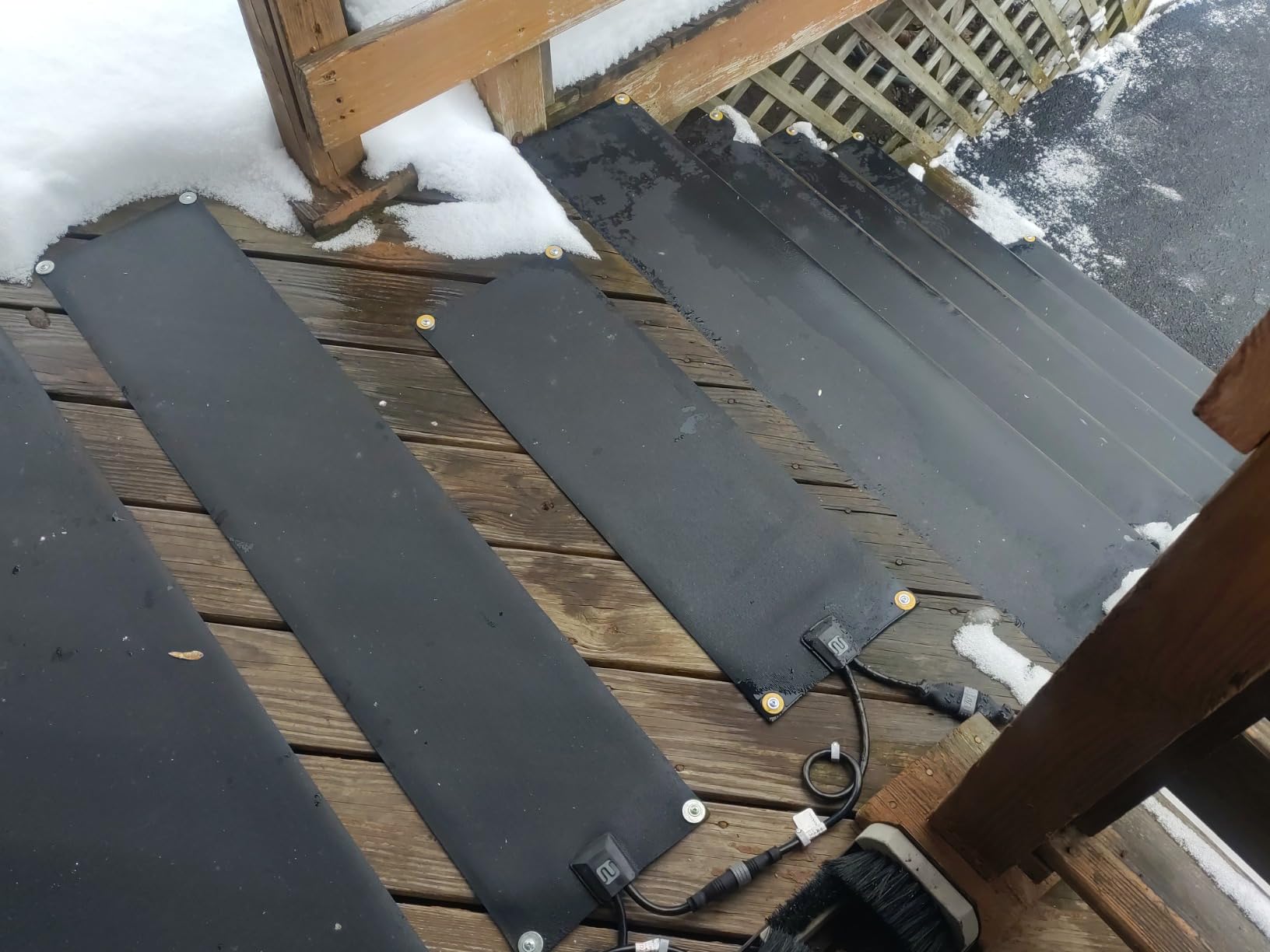 HeatTrak Heated Snow Melting Mats Starter Kit, 1 Walkway Mat, 2 Stair Mats, 1 Power Unit, and 1 Cable Extender, Heated Outdoor Mats for Walkway and Stairs customer photo 1
