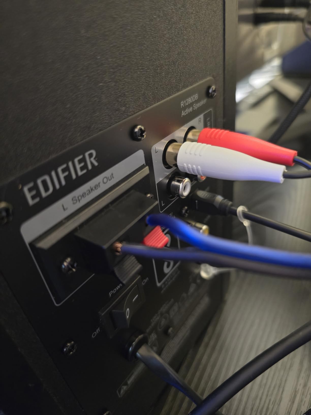 Install Link 16 AWG Gauge Speaker Wire (100 Feet) Car or Home Theater (CCA) customer photo 2