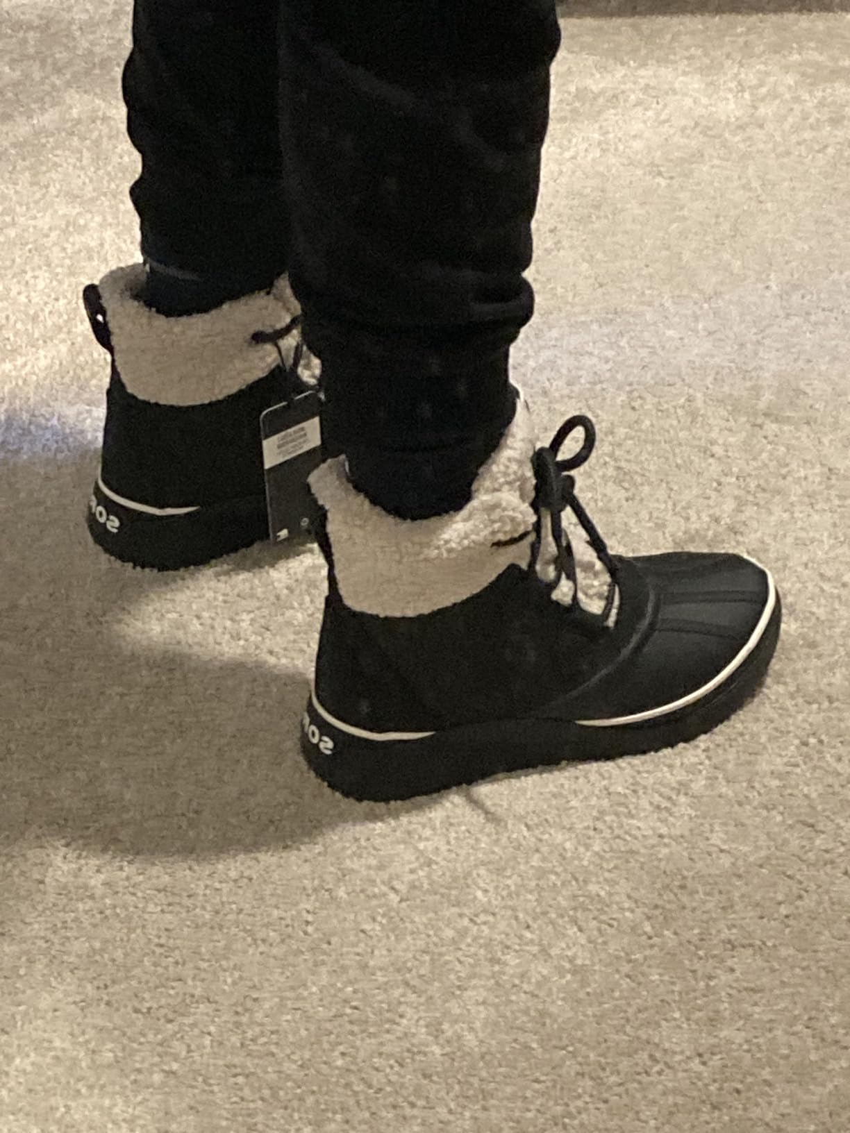 SOREL Women's Out N About lV Chillz Waterproof Boot customer photo 1