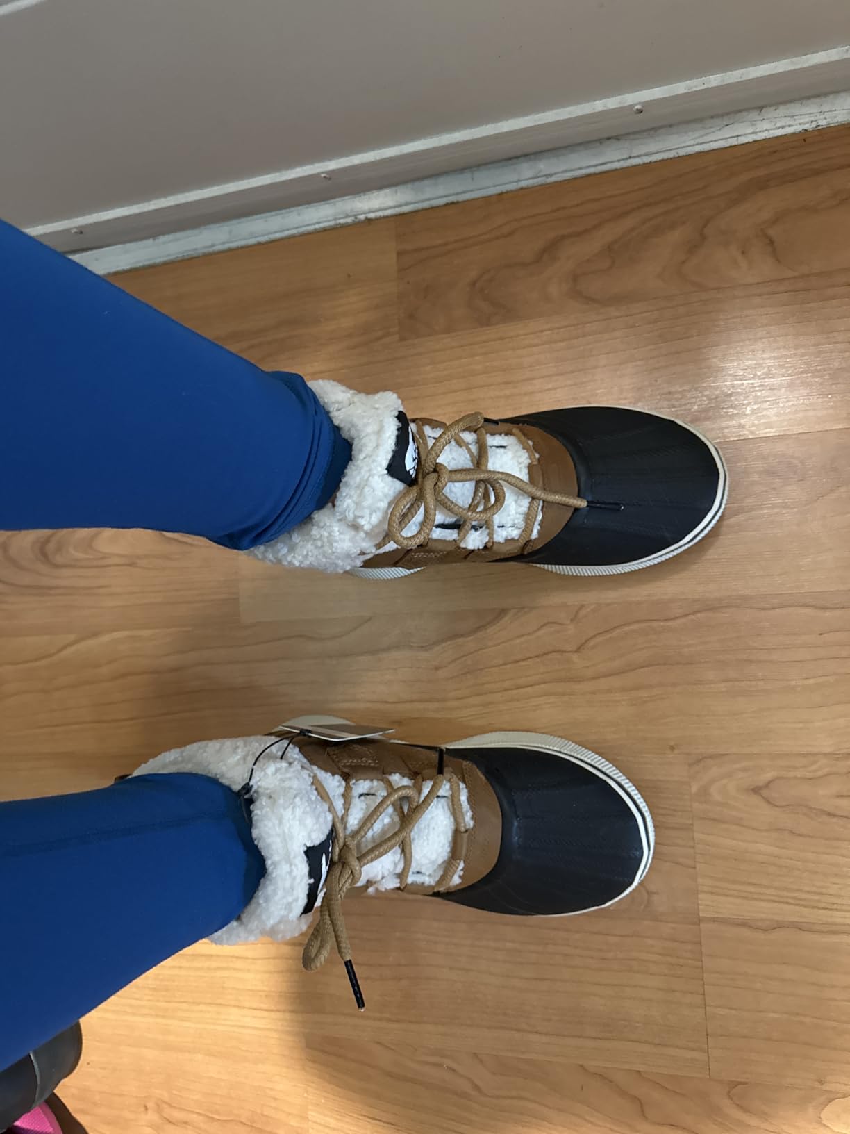 SOREL Women's Out N About lV Chillz Waterproof Boot customer photo 2