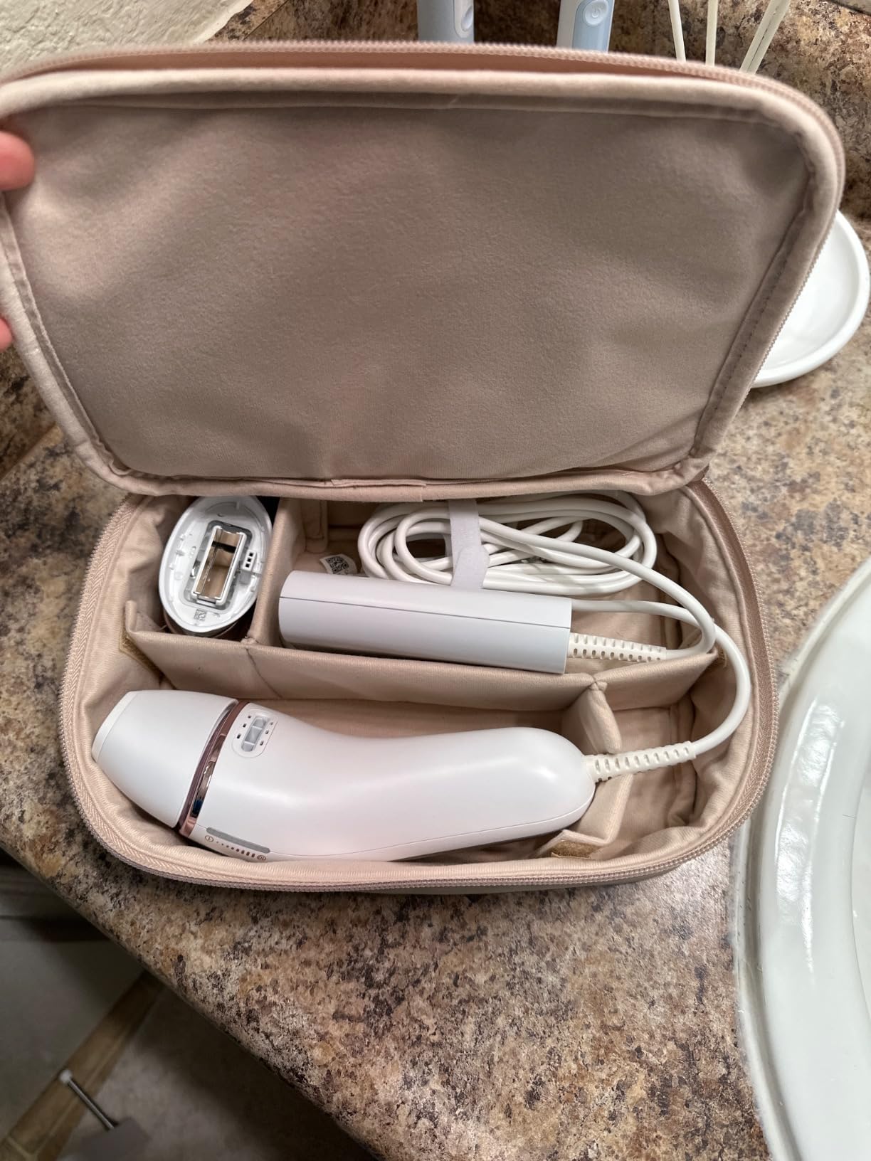 Braun Skin i-Expert Smart IPL PL7219 at Home Laser Hair Removal for Women and Men with App, Premium Pouch, Venus Razor, 2 Smart Heads, Facial Trimmer customer photo 2