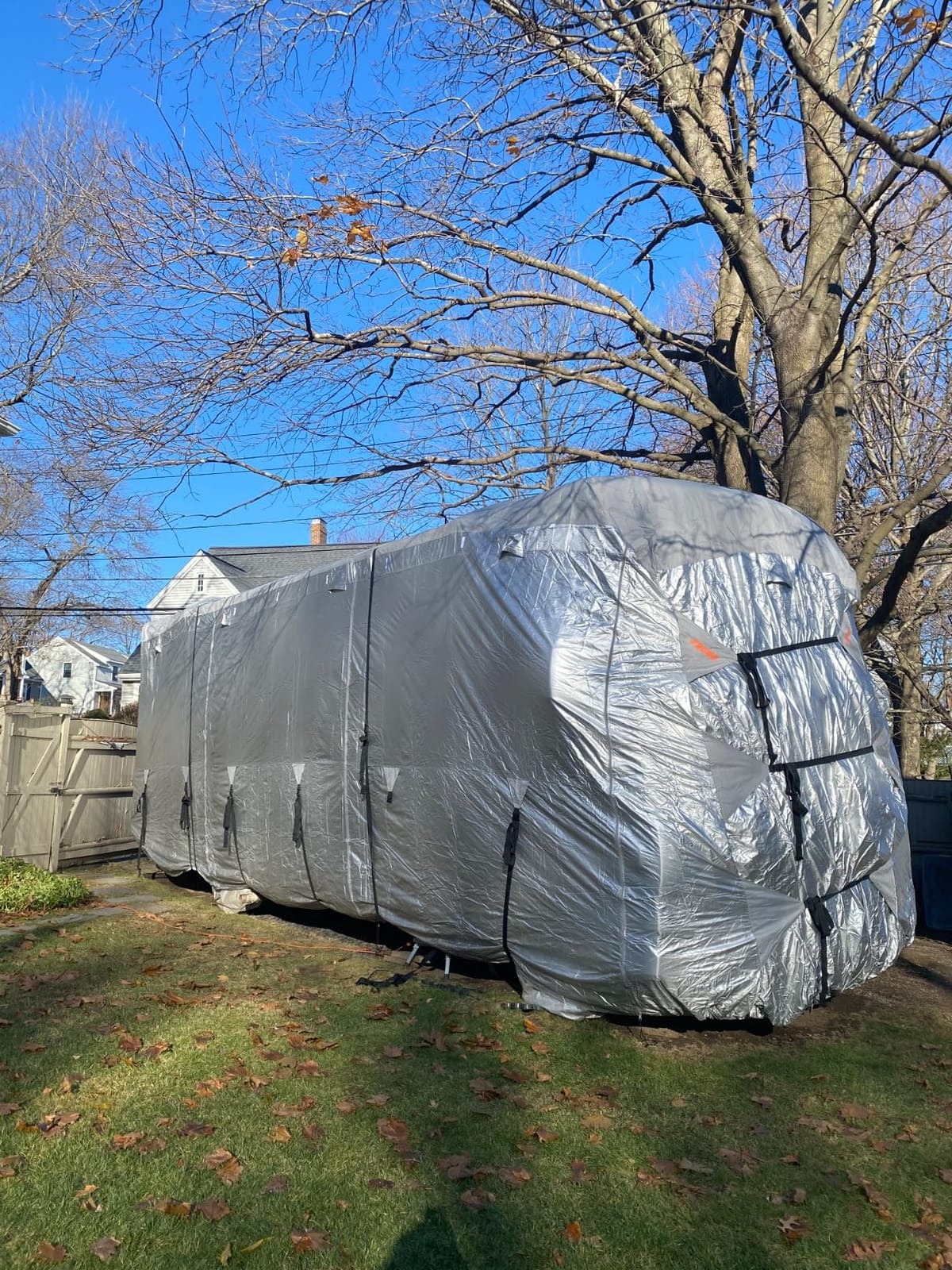 FRUNO Oxford Fabric 5th Wheel RV Cover Fits 37'-41' Waterproof Rip-Resistant Anti-UV Fifth Wheel Toy Hauler Camper Cover for Winter Snow with 4 Tire Covers and Gutter Covers customer photo 2