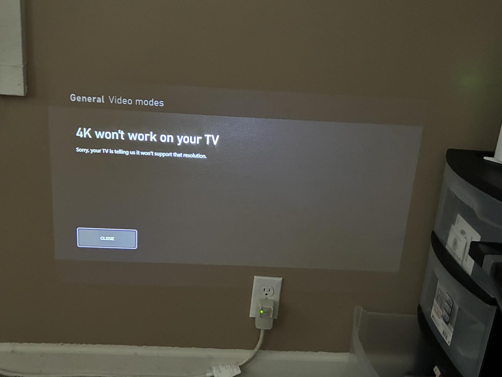 FUDONI WiFi Bluetooth Projector, Built-in Speaker, Native 1080P Projector customer photo 1