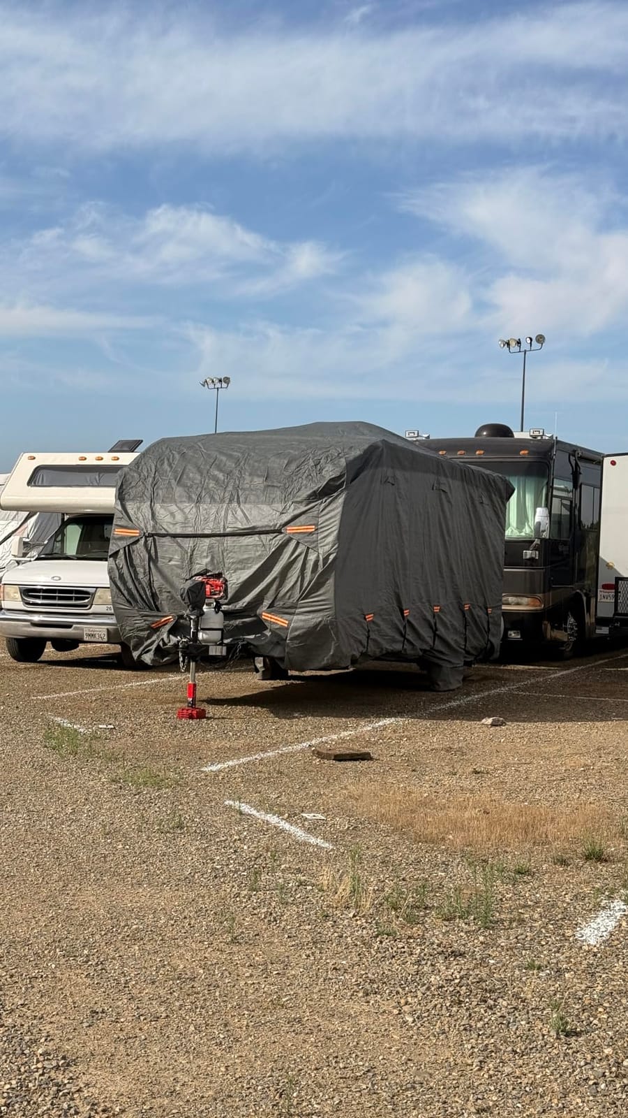 RV Cover for 35-38 ft Travel Trailers, 8 Layers Heavy Duty Camper Cover, Weatherproof & UV Resistant Motorhome Trailer Cover with Gutter & Tongue Jack Covers customer photo 1