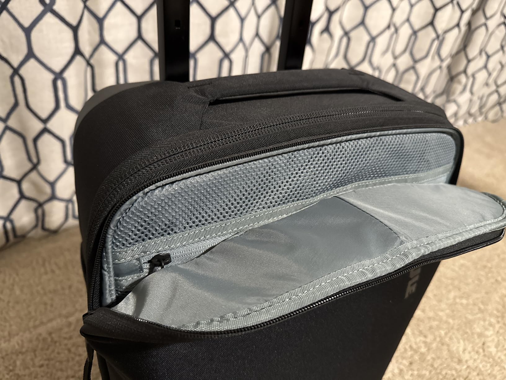 Thule Subterra carry-on spinner, Dark slate customer photo 1