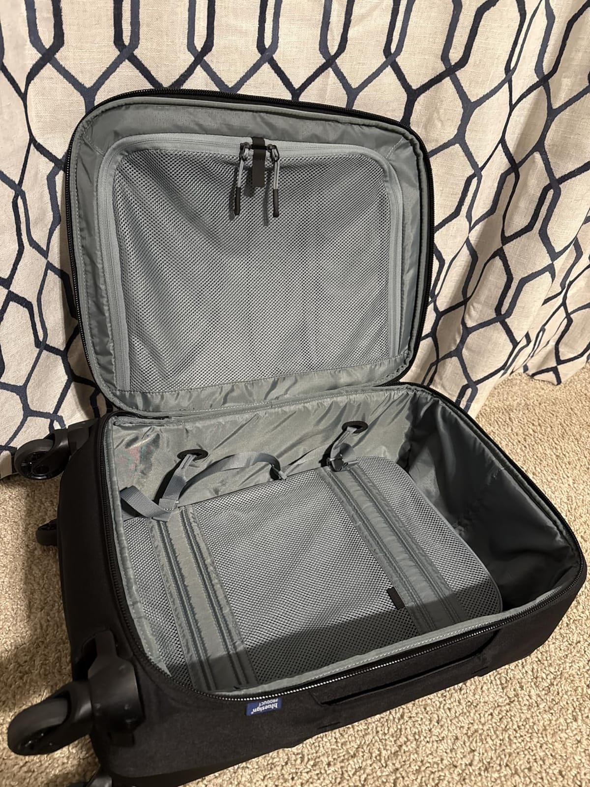 Thule Subterra carry-on spinner, Dark slate customer photo 2