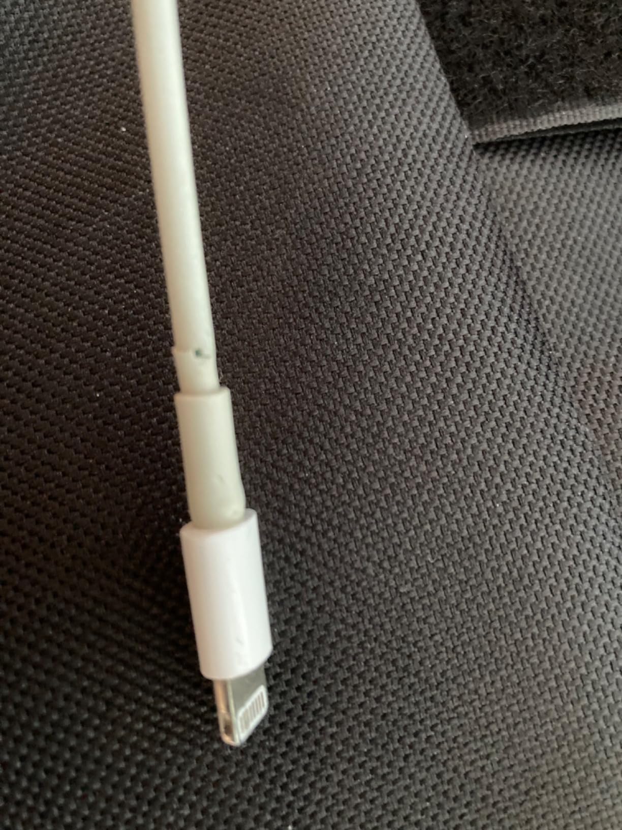 Apple Lightning to USB Cable (1 m) customer photo 2