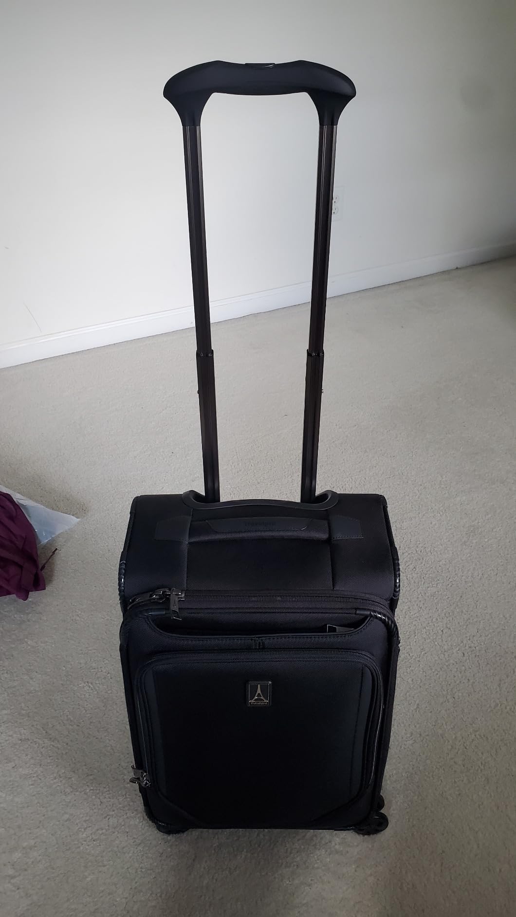 Travelpro Crew Classic Softside Checked Luggage, Black, 25-Inch customer photo 2