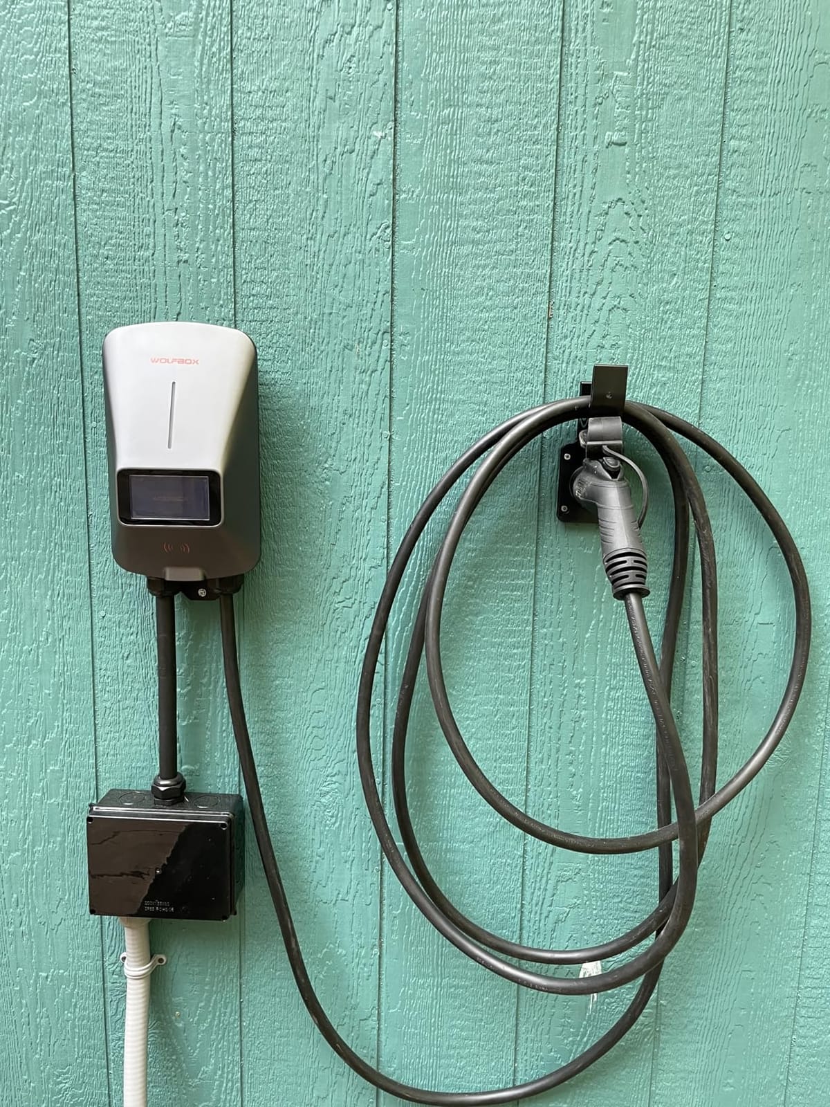 WOLFBOX Level 2 EV Charger 48amp, Hardwired with J1772 Connector, 240V (E48) | CSA Certified, Weatherproof (IP66, NEMA4), 25FT Cable, Smart APP & RFID Card control, Wi-Fi Enabled, 11.5KW customer photo 2