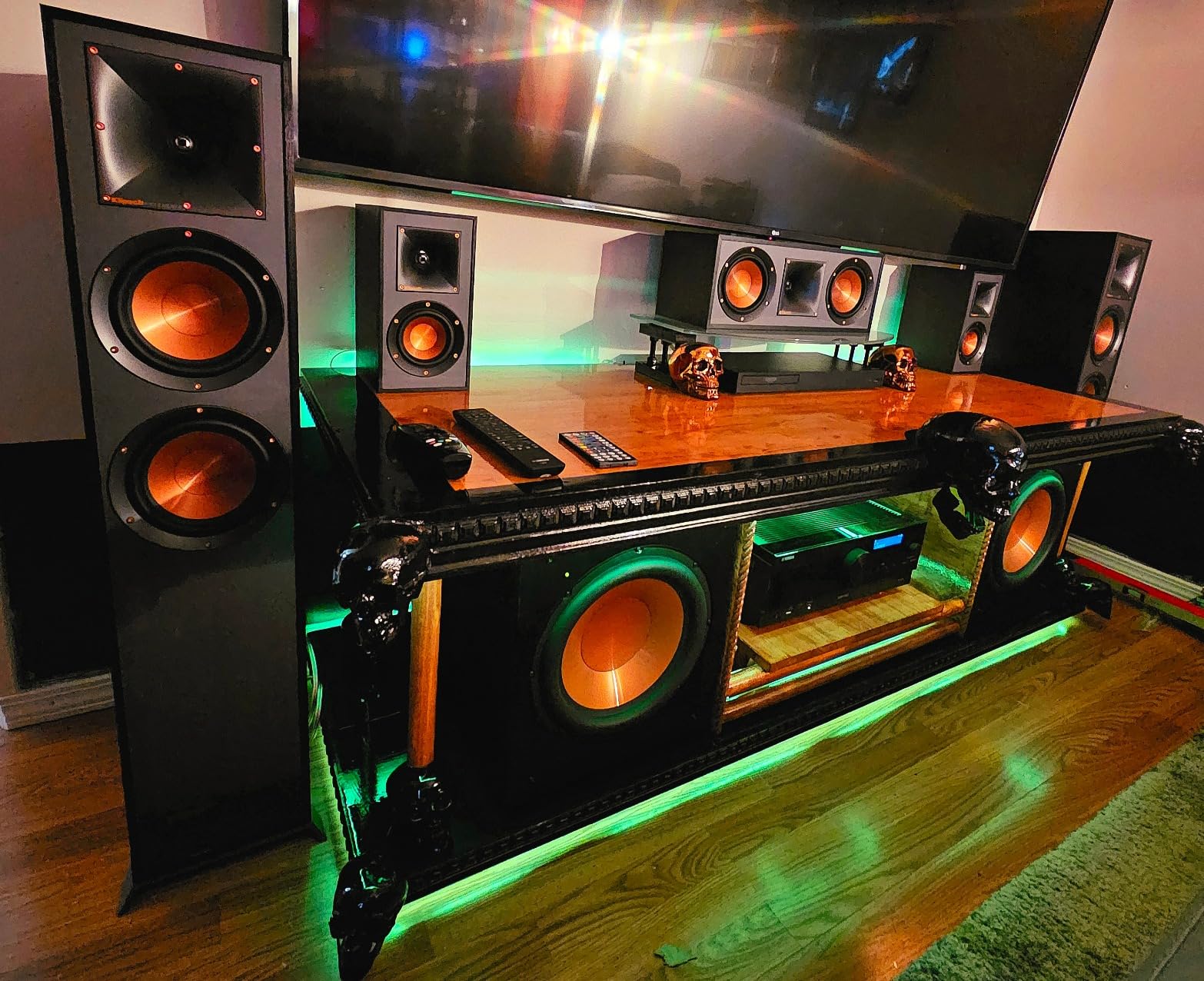 Klipsch Reference 5.2 Home Theater System, Bundle 2X R-625FA Floorstanding 2X R-12SW Subwoofer, R-52C Center, R-41M Bookshelf Speakers, and Yamaha RX-A2AB 7.2-Channel AV Receiver customer photo 1