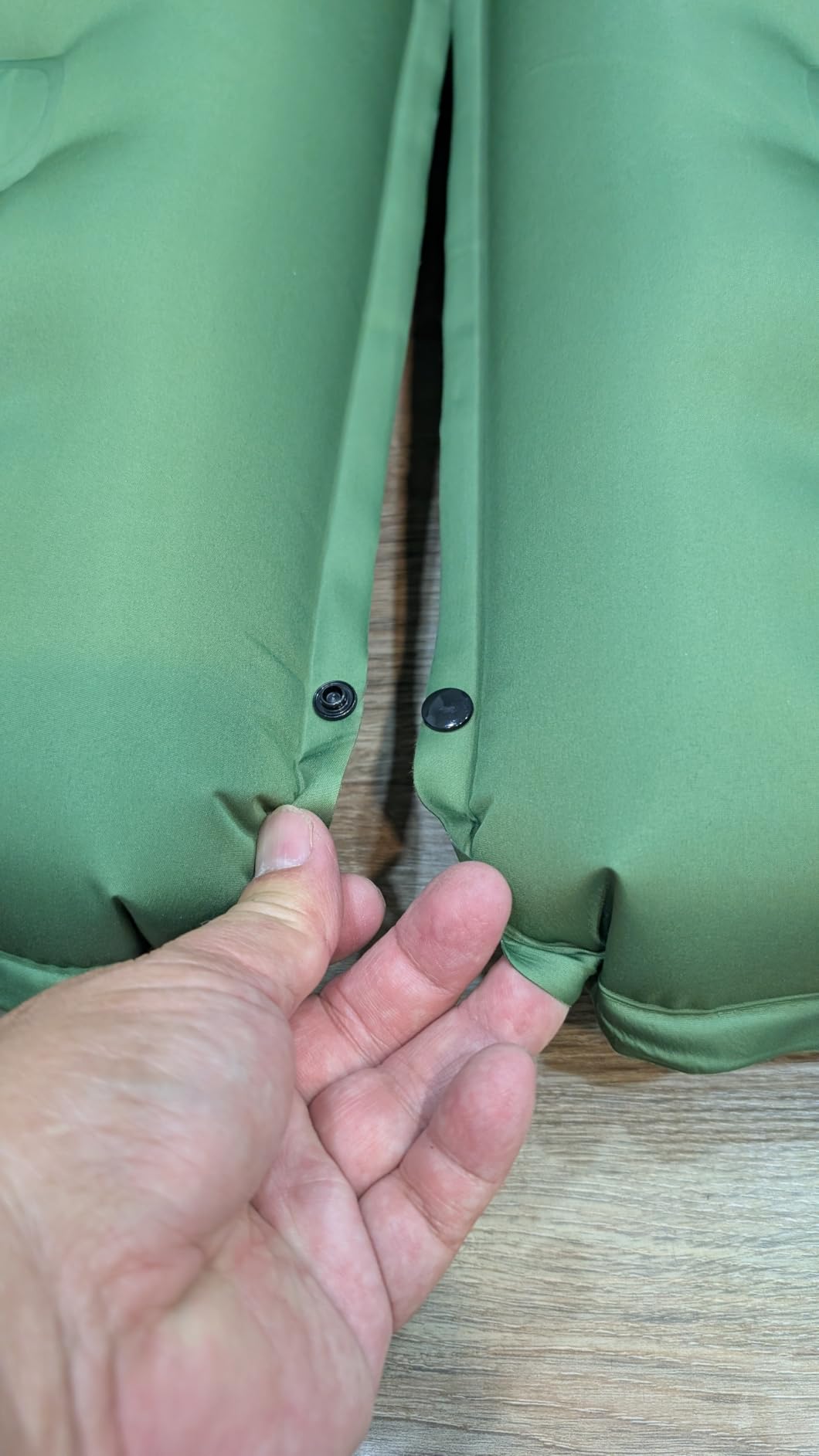 FNARMW Camping Sleeping Pad, Extra Thick 5 Inch Camping Mat with Pillow Built-in Foot Pump Inflatable Sleeping Pads Compact for Camping Backpacking Hiking Traveling Tent(Green) customer photo 1