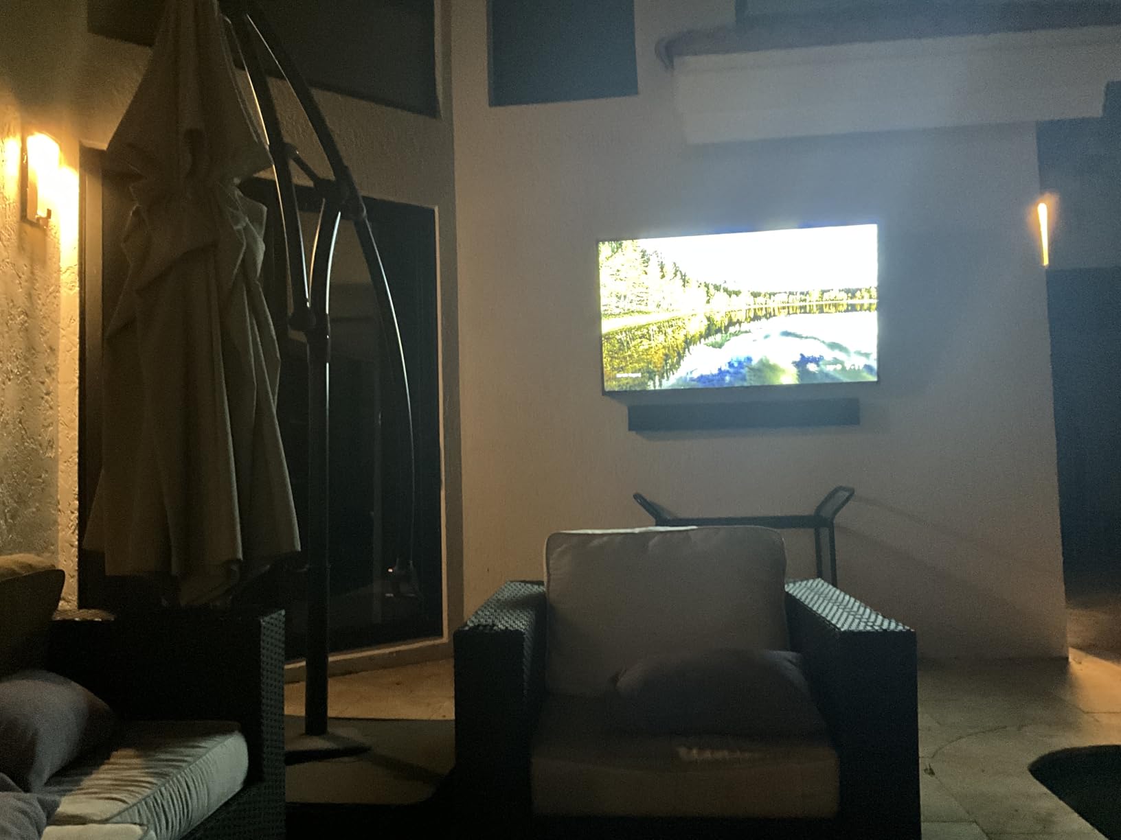 SYLVOX Outdoor TV, 55 inch Smart Waterproof Outdoor TV, 4K UHD Weatherproof customer photo 2