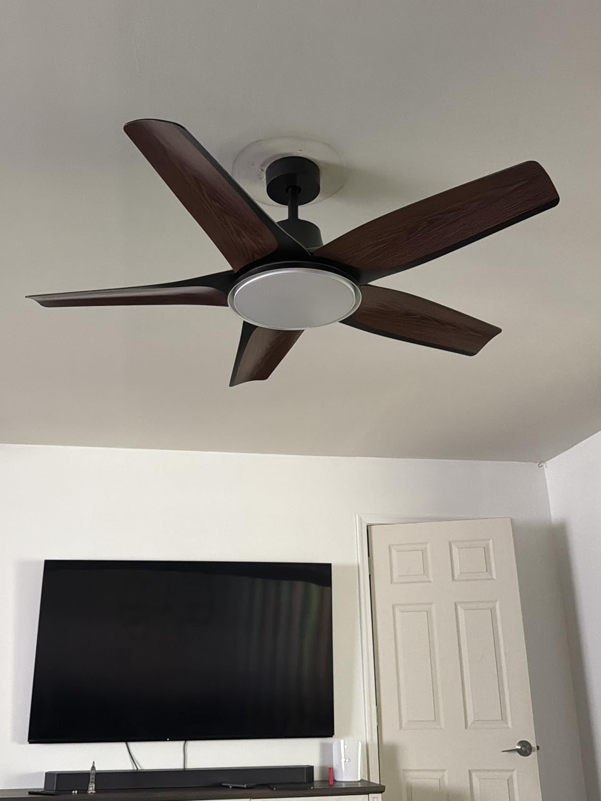 DREO Smart Ceiling Fans with Lights, Low Profile Ceiling Fan with Alexa/App, 52'' Dimmable Lighting & Color Tuning, RGB Ambient Light for Living Room, Game Room, Easy Installation, Quiet, White customer photo 1