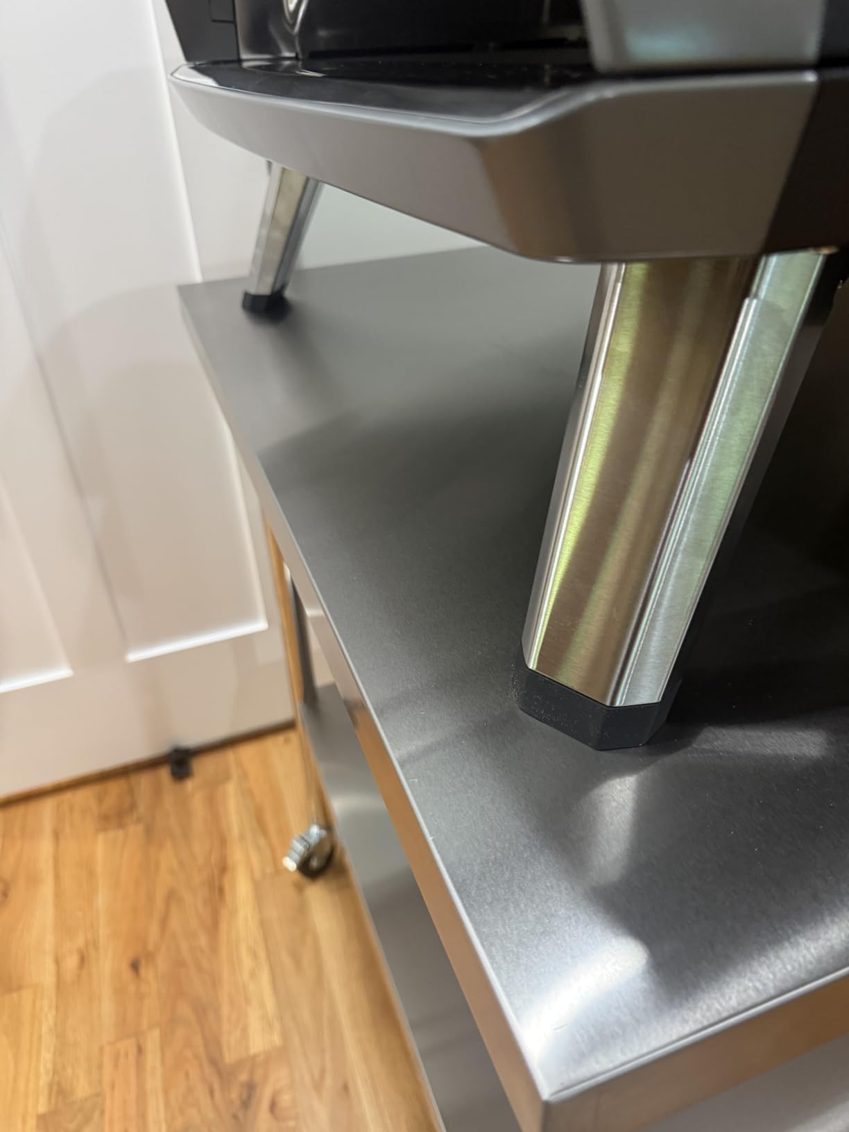 VEVOR Stainless Steel Work Table 30 x 36 x 38 Inch, with 4 Wheels, 3 Adjustable Height Levels, Heavy Duty Food Prep Worktable for Commercial Kitchen Restaurant, Silver customer photo 2