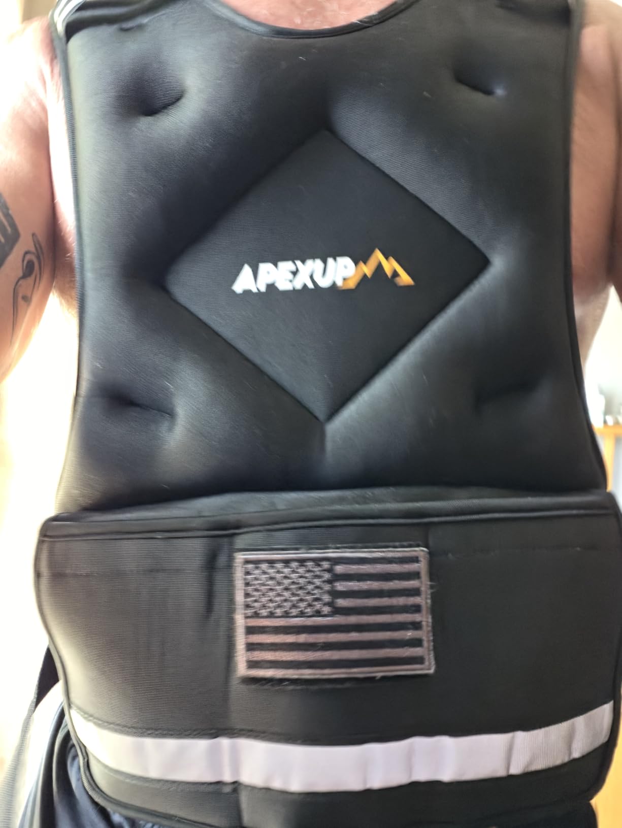 APEXUP Adjustable Weighted Vest, 4-10lb/12-18lb/20-32lb Vest with 6 Ironsand Weights and Large Pocket, Weight Vest for Men Women Strength Training, Running, Walking customer photo 1