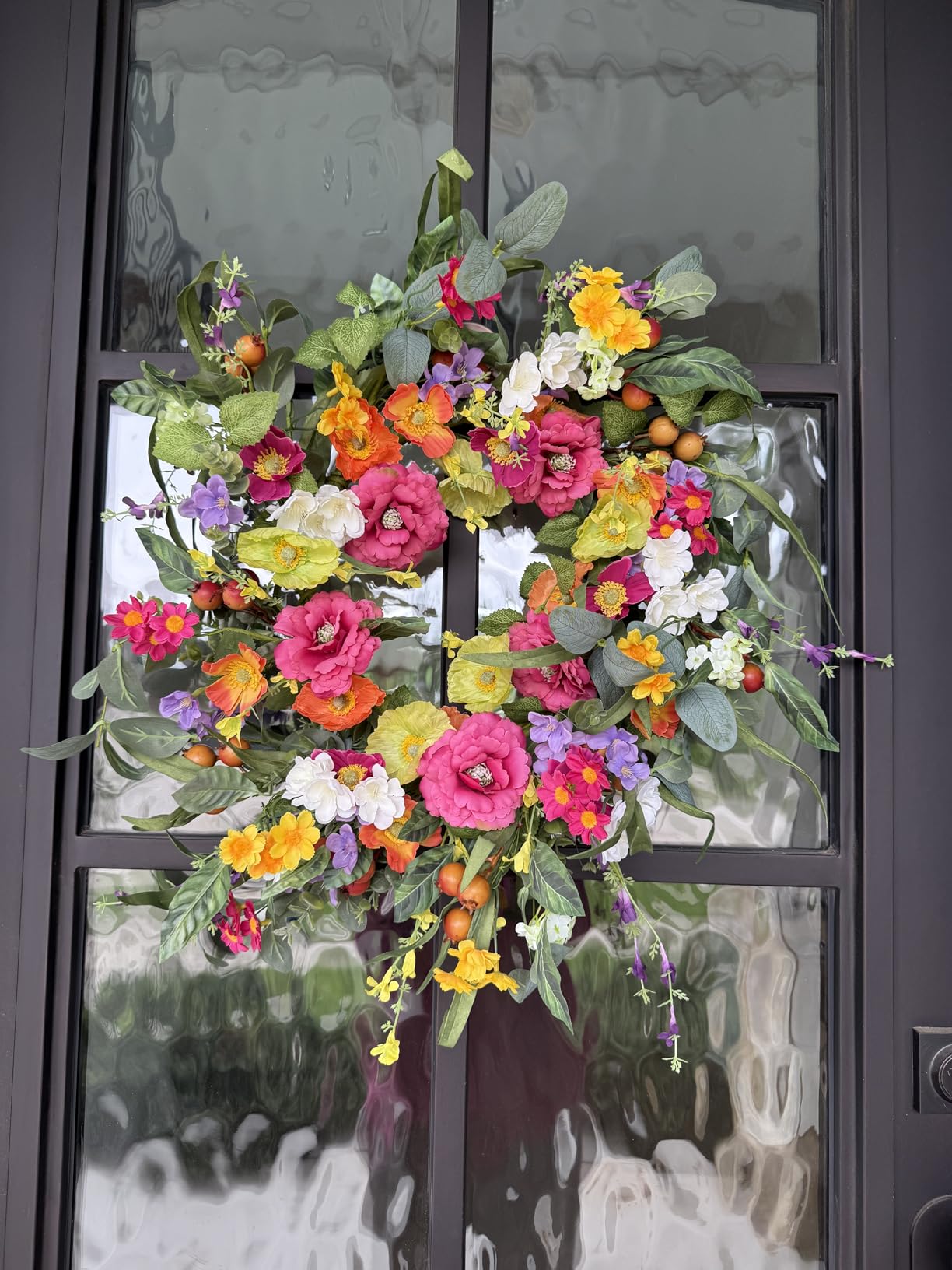 AMF0RESJ Artificial Fall Wreaths for Front Door Autumn Pumpkin Wreath with Pumpkin,Berry,Mixed Leaves for Farmhouse Indoor Outdoor Porch Window Wall Door Decoration customer photo 1
