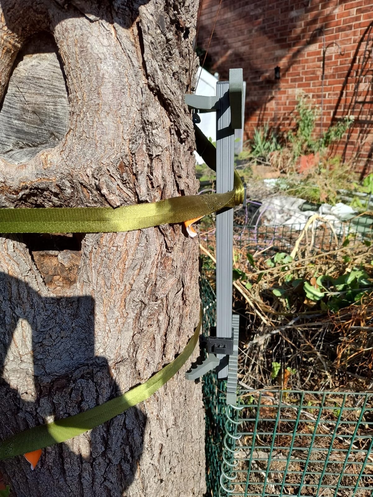 Climbing Sticks, Non-Slip Tree Step - Lightweight Aluminum Hunting Climbing Steps customer photo 1