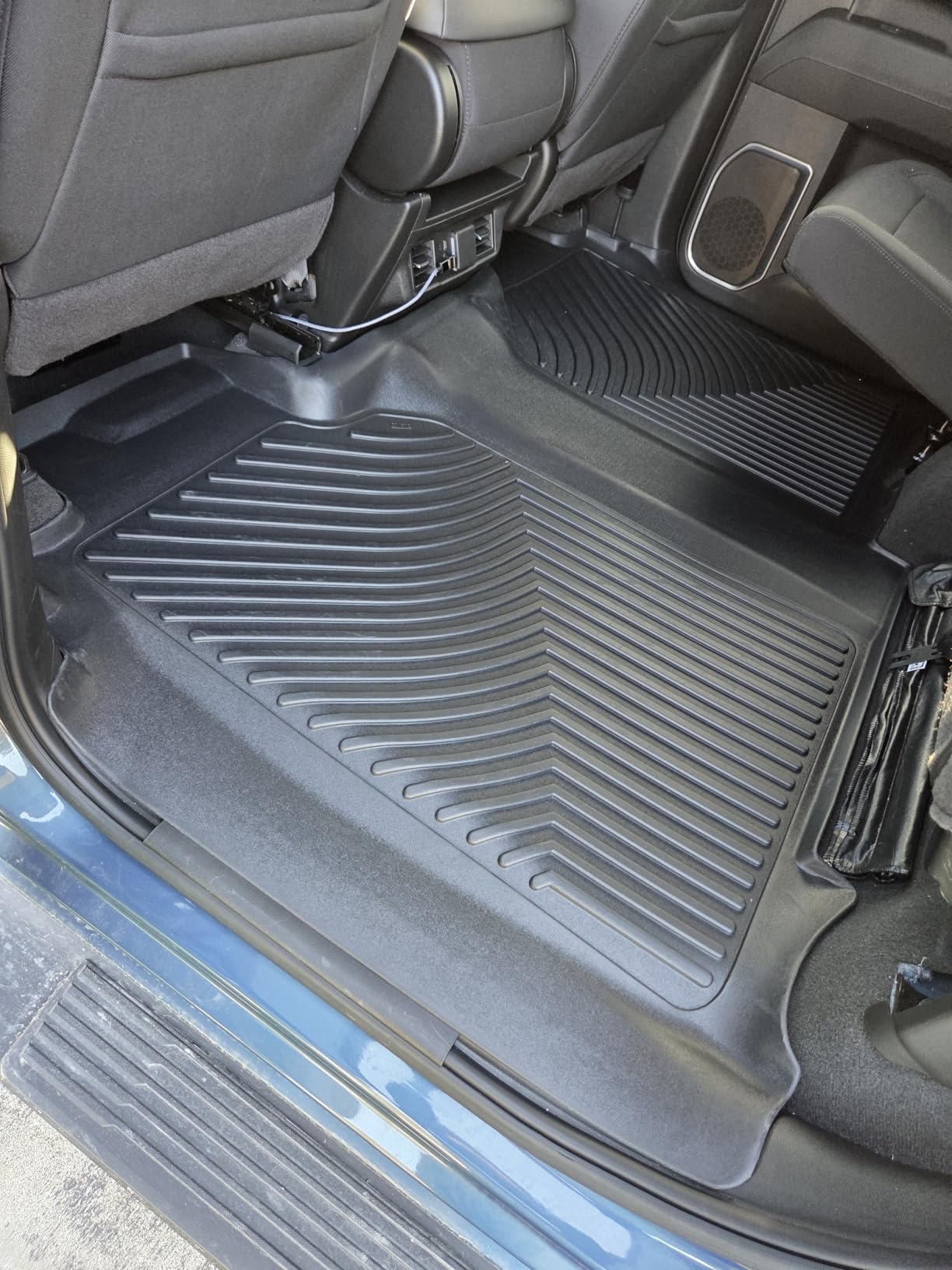 OEDRO Floor Mats Fit for 2019-2026 Chevrolet Silverado GMC Sierra 1500 & 2020-2026 2500HD 3500HD Crew Cab Bench Seat, All-Weather Protection Floor Liners, TPE Material Car Mats, Black customer photo 2