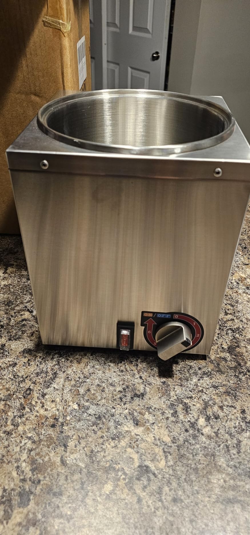 Nacho Cheese Dispenser with Pump - 2.8QT Stainless Steel Nacho Cheese Hot Fudge Sauce Warmer Machine with 6-Level Temperature Control, Commercial Dispenser for Hot Chocolate, Hot Fudge, and Caramel customer photo 2