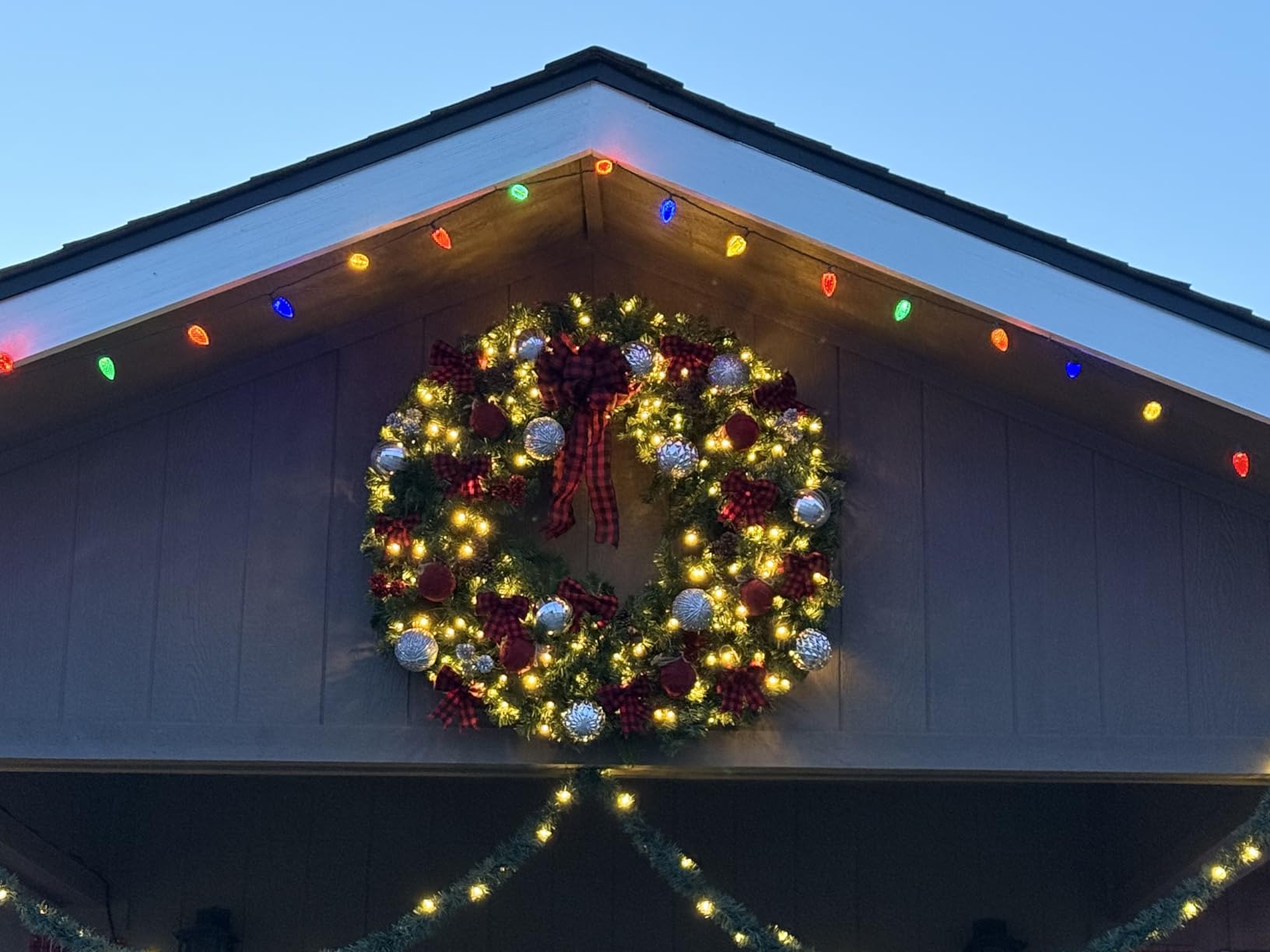 Best Choice Products 36in Large Artificial Pre-Lit Fir Christmas Wreath Holiday Accent Decoration w/ 150 LED Lights, 300 PVC Tips customer photo 2