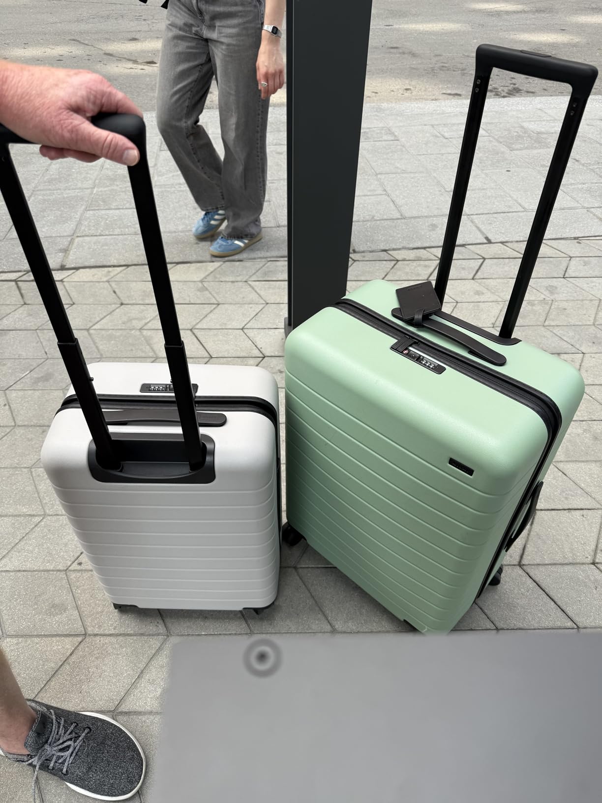Away Large Checked Luggage, 29-inch Lightweight Hardside Spinner Suitcase customer photo 1
