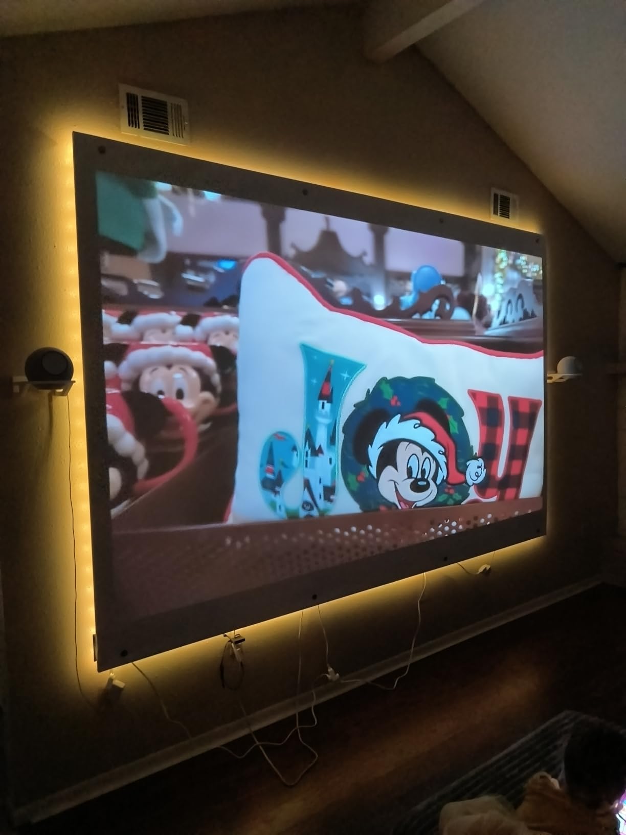 Amazon Echo Studio (newest model), Immersive spatial audio and Dolby Atmos, Designed for Alexa+, Graphite customer photo 2