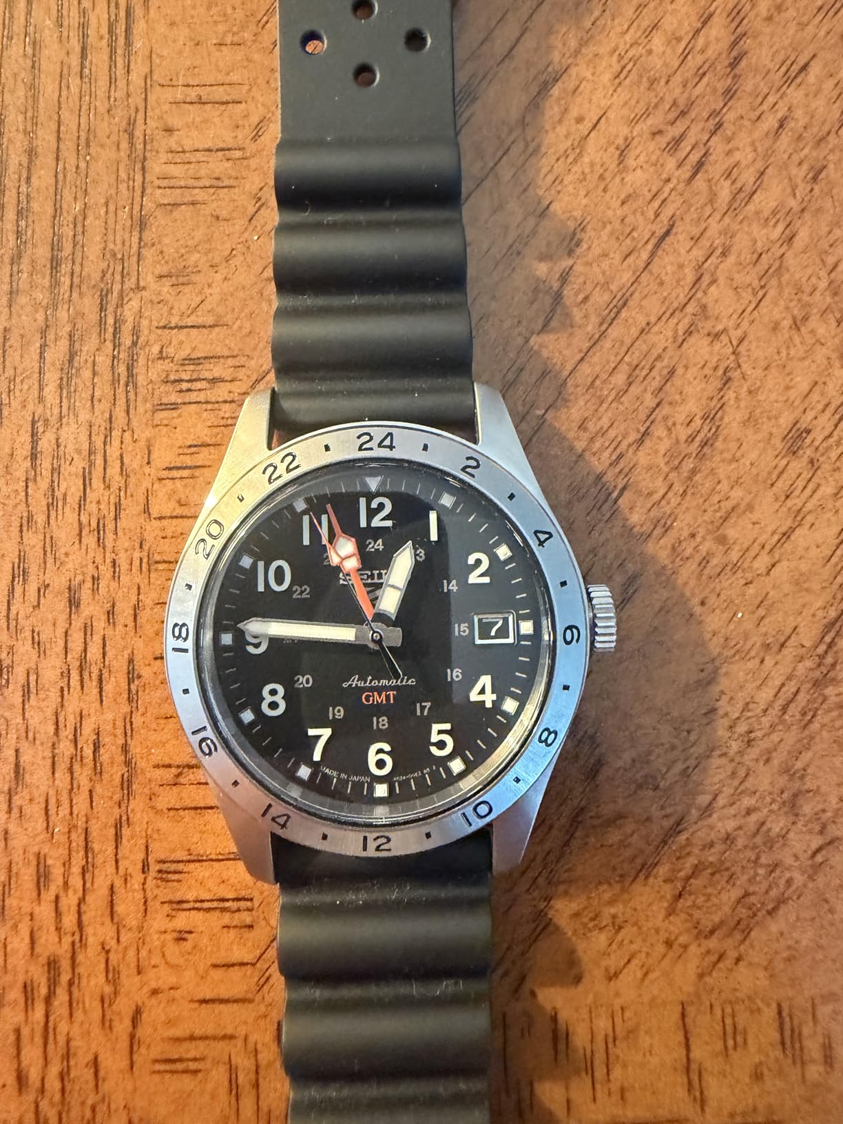 SEIKO Automatic Watch for Men - 5 Sports Collection - Men's Sport Watch, Stainless Steel, GMT Hand - Water-Resistant 100M customer photo 2