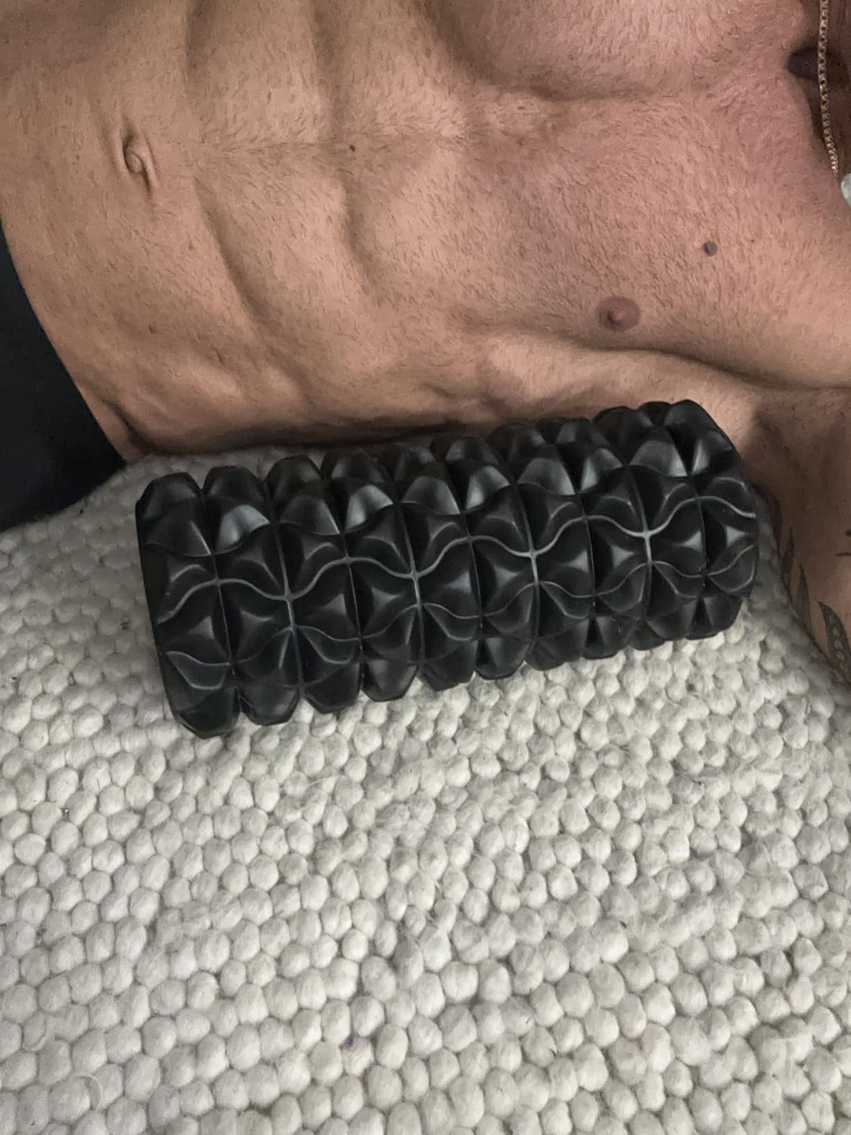 Vibrating Foam Roller, 5-Speed Electric Roller, Rechargeable | High-Density Massage Roller for Muscle Recovery, Pain Relief, Physical Therapy, Deep Tissue Massage, Back, Legs & Shoulders customer photo 2