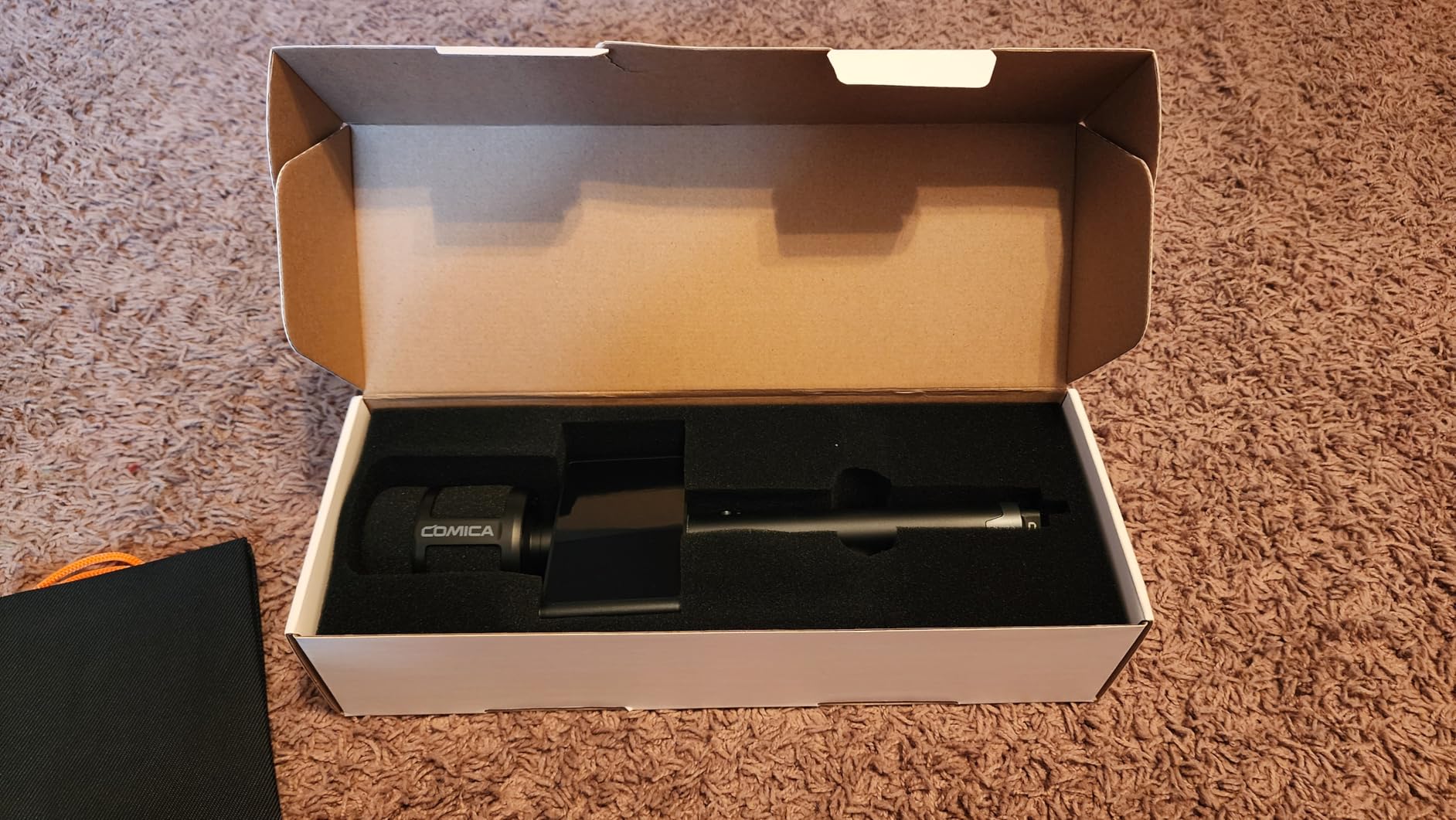 COMICA Revo S Wireless Handheld Microphone for iPhone17/16 Android Phone PC customer photo 2