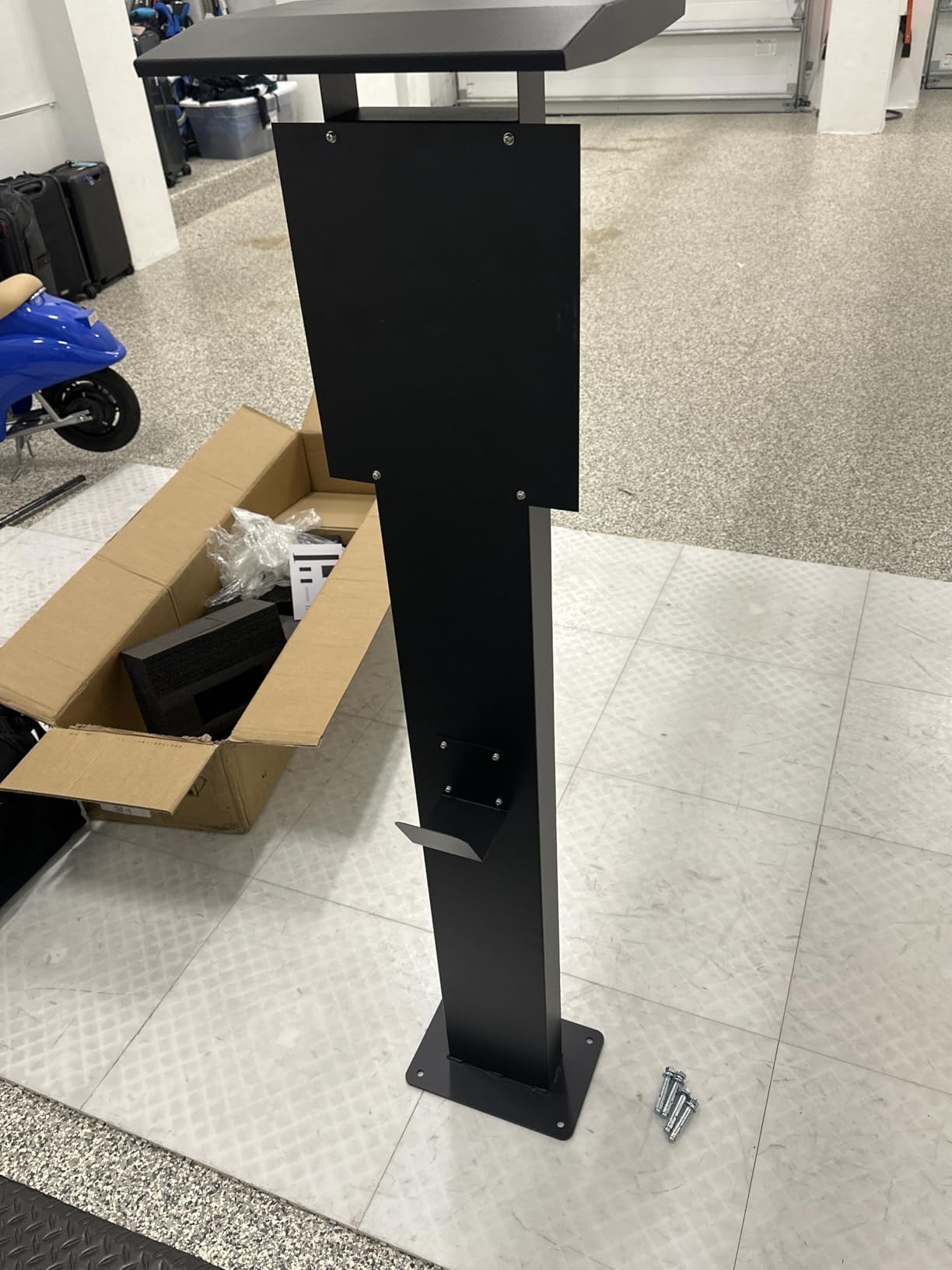 EV Charger Pedestal, Outdoor Electric Vehicle Charger Stand, Freestanding Charging Station Stand Accessory, Corrosion Resistant, Galvanized Steel, for All Level 2 Chargers, Black customer photo 1