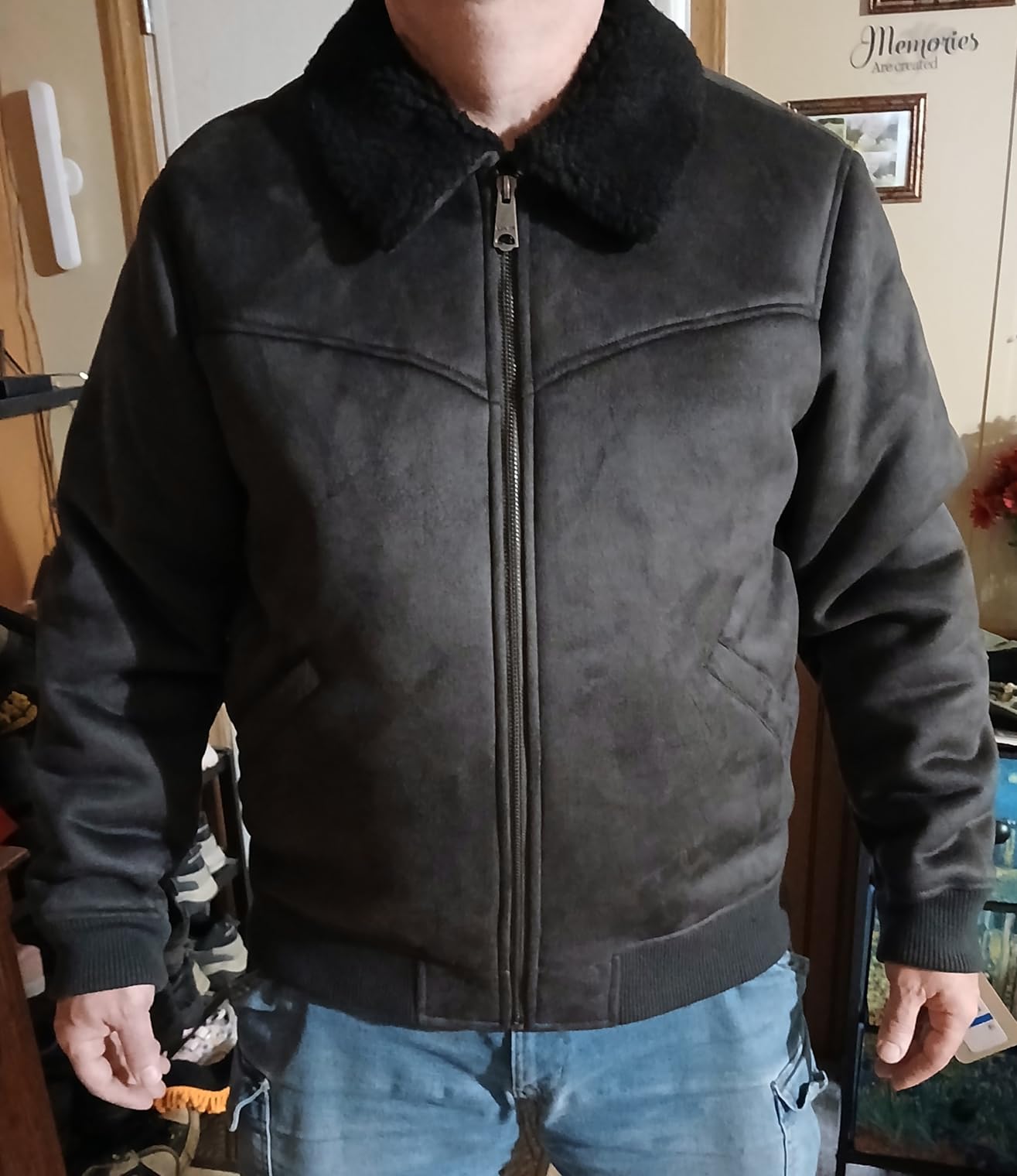 Levi's Men's Faux Shearling Western Bomber Jacket customer photo 2