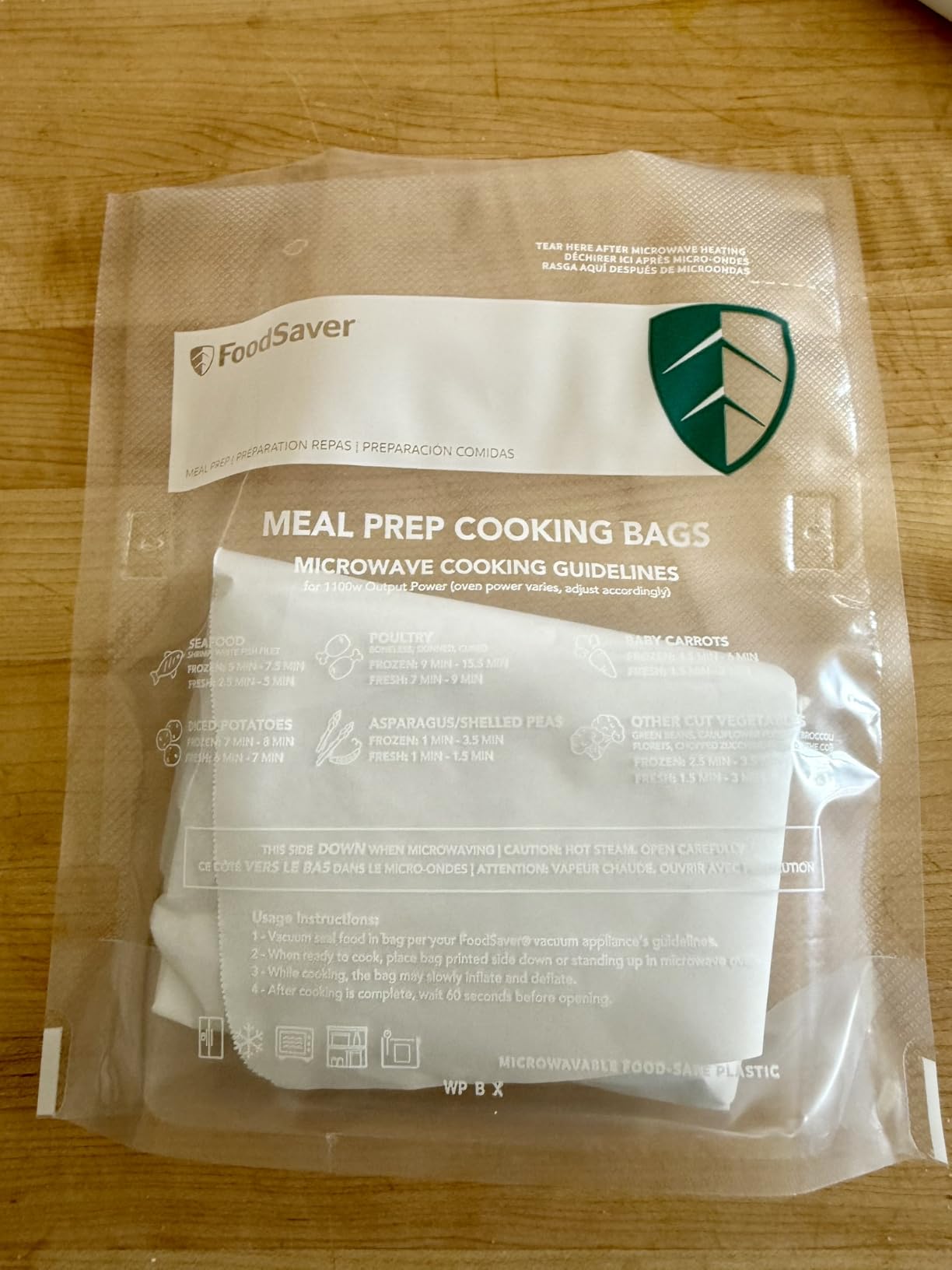 FoodSaver Quart Pre-Cut Vacuum Seal Bags, Easy Use Vacuum Storage Bags, Align to Seal and Tear to Open Vacuum Sealer Storage Bags, 43 Pack customer photo 1