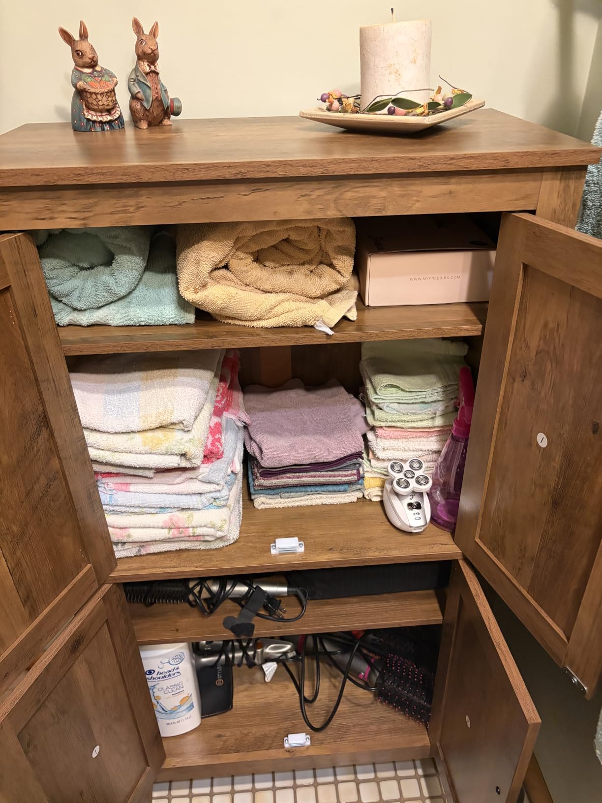 VASAGLE Farmhouse Storage Cabinet with 4 Barn Doors, Adjustable Shelves | Freestanding Kitchen Pantry, Bathroom Floor Cabinet, Dining Room, Living Room, Rustic White, LIRY Collection customer photo 1