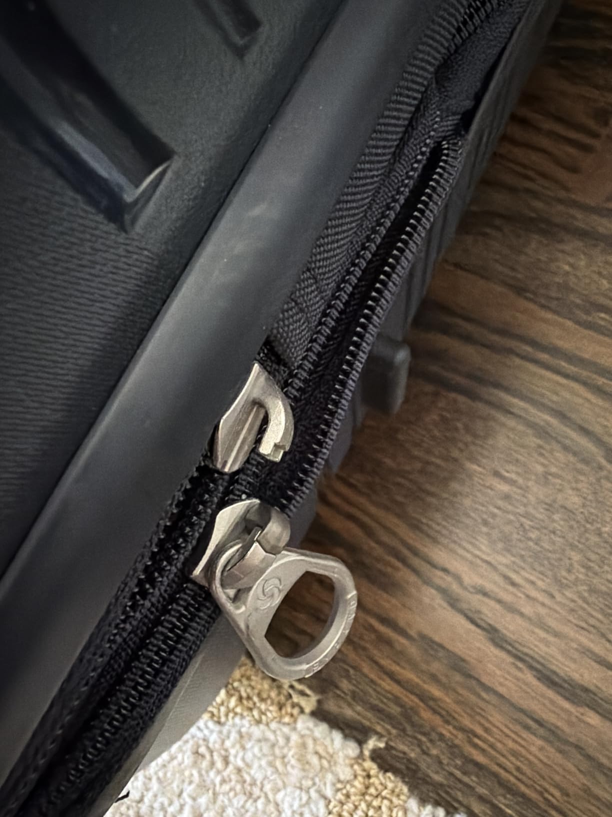 Elevation Plus - Large Hardside Luggage - Scratch Resistant Polypropylene Shell, RightHeight Adjustable Handle, Integrated AirTag Holder, TSA Lock, WetPak Compartment - Triple Black customer photo 1