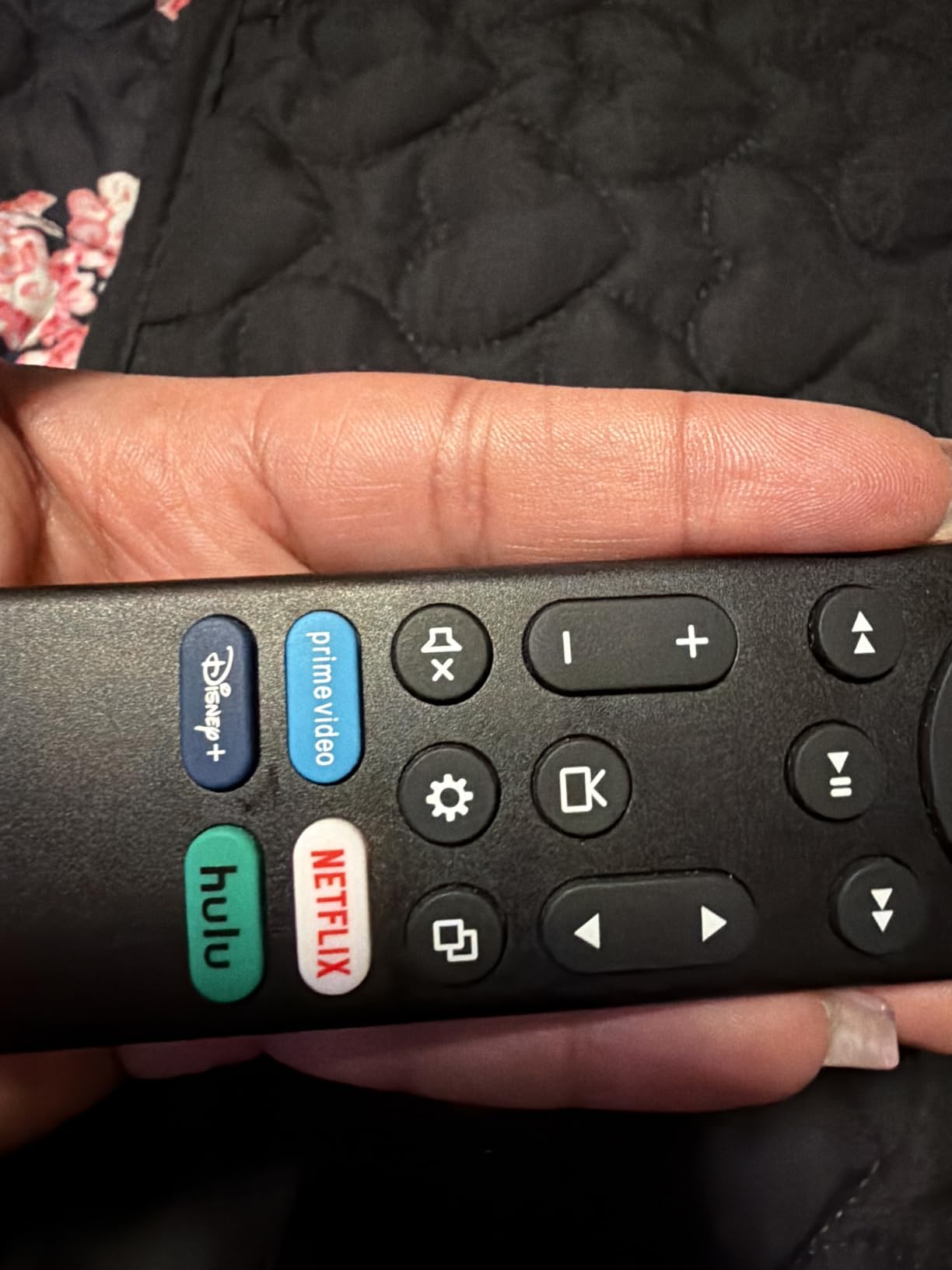 for Roku TV Remote Replacement,Universal for TCL,ONN, Hisense Sharp Roku TV customer photo 1
