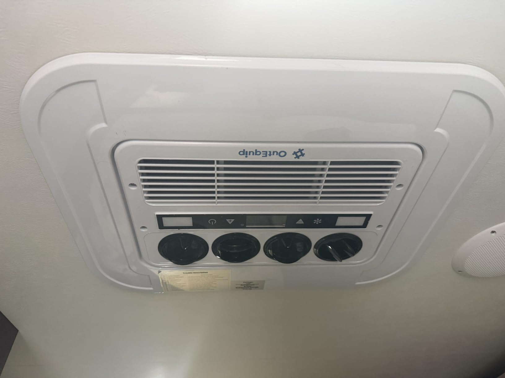 RV Air Conditioner, 12V 10000 BTU Rooftop Air Conditioner for RVs, Trucks, Vans, Campers, Tractor, Low Profile Quiet AC Unit(w/heater) customer photo 1