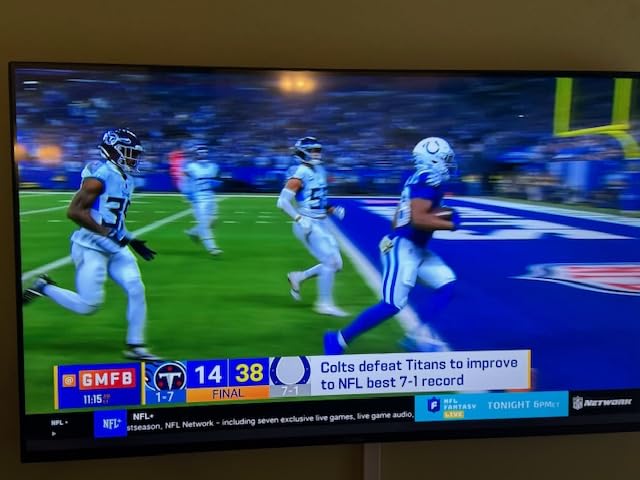 Roku 75-Inch Pro Series Smart TV - 4K QLED Mini-LED TV - RokuTV customer photo 1